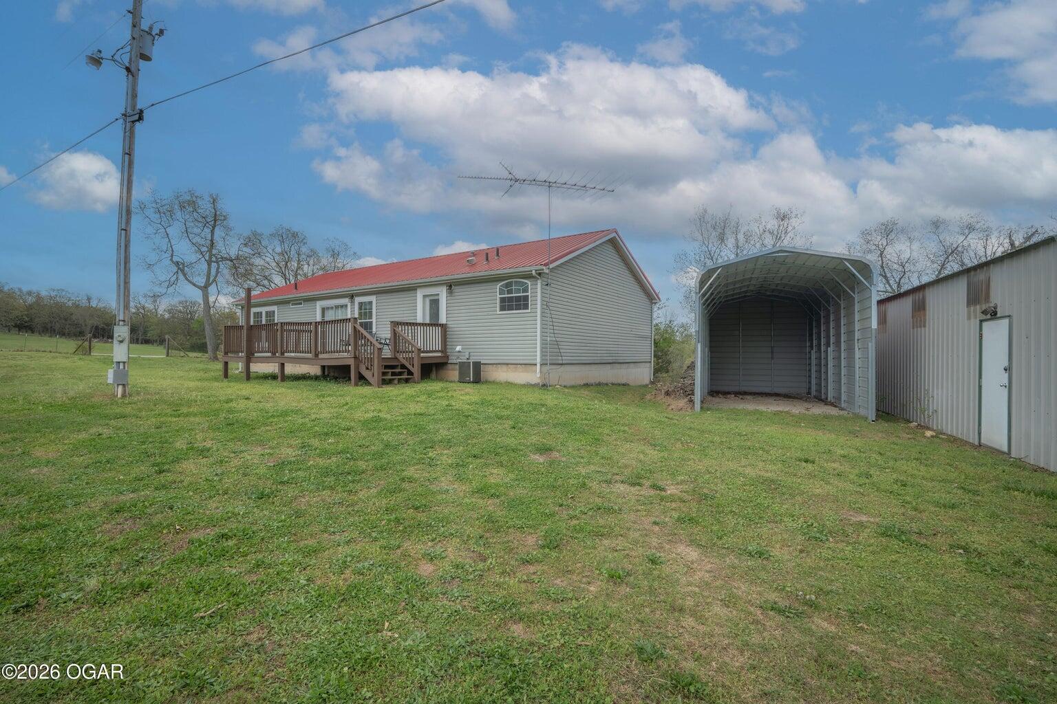 25067 Farm Road 1266 Property Photo 6