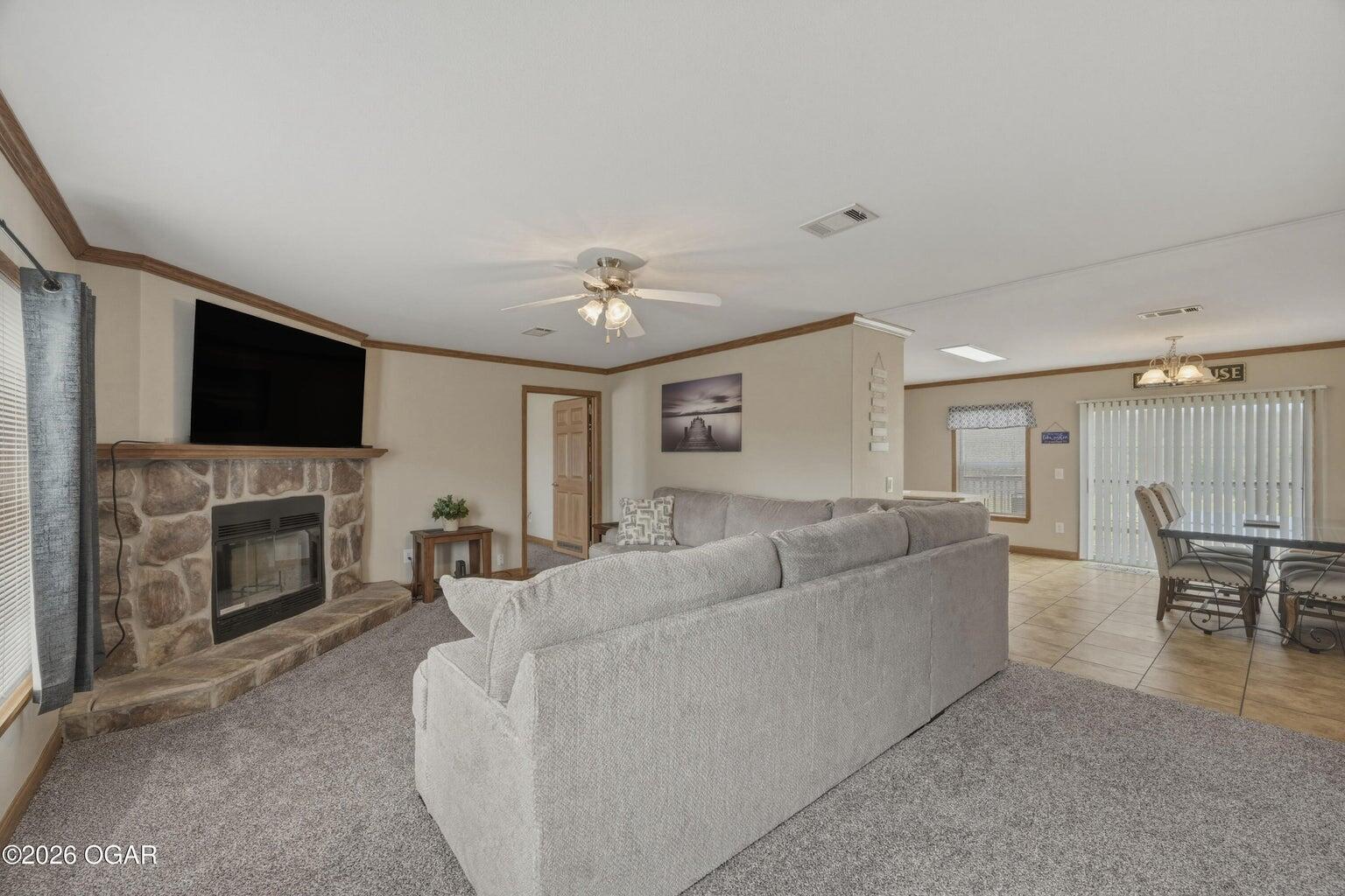 25067 Farm Road 1266 Property Photo 9