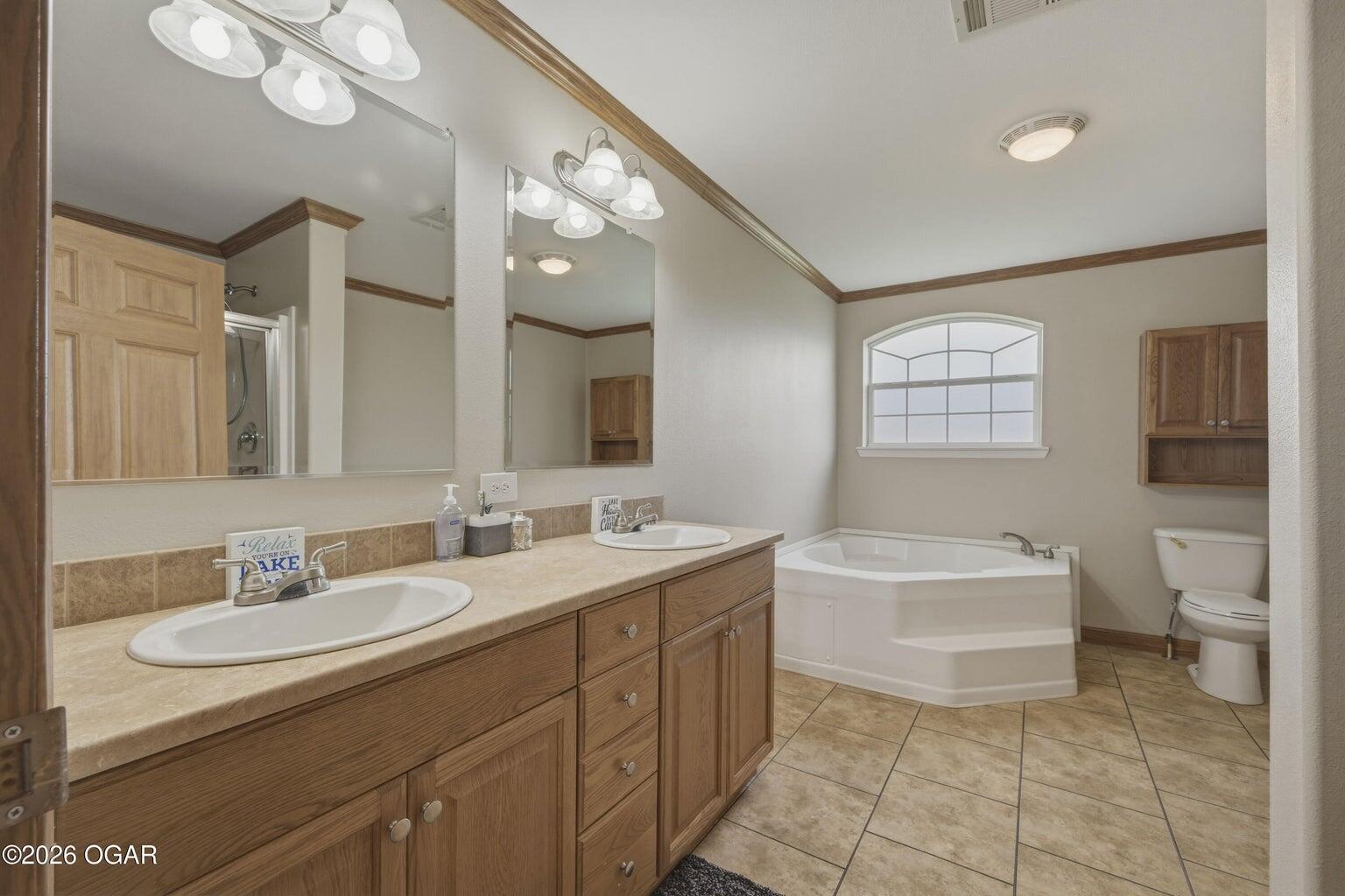 25067 Farm Road 1266 Property Photo 16