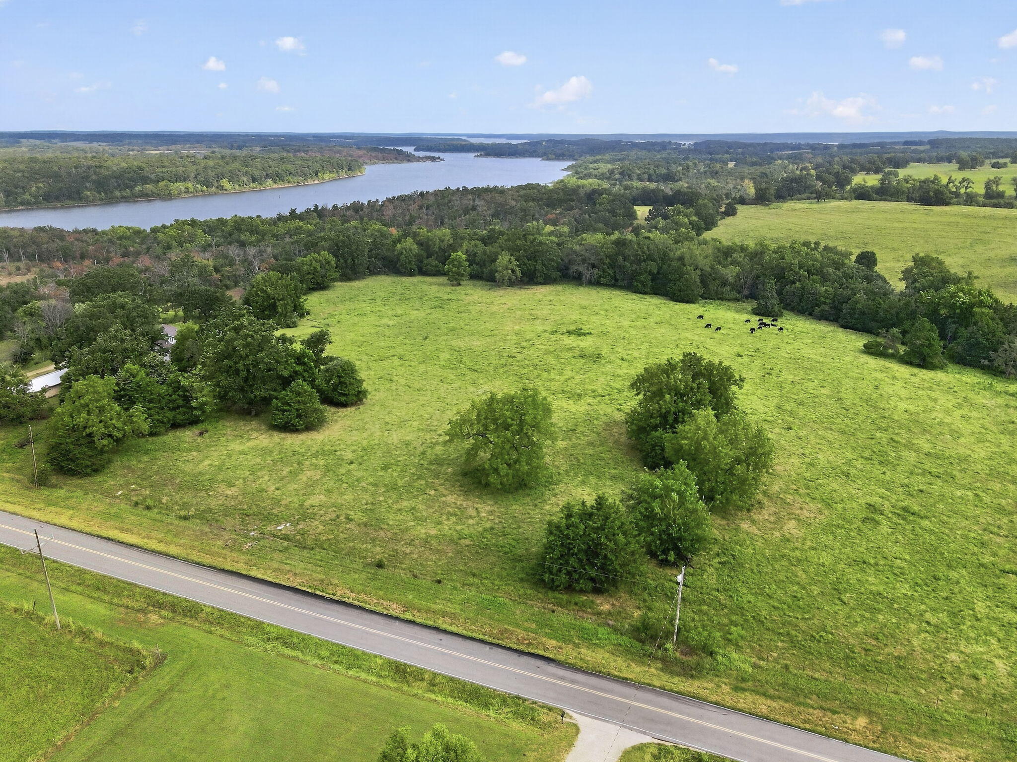 000 East State Highway 215 Property Photo 10