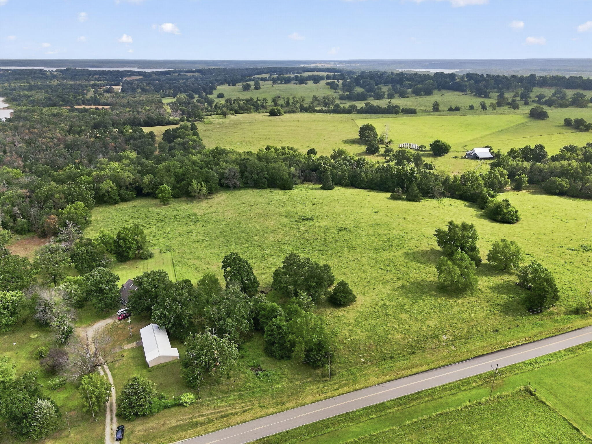 000 East State Highway 215 Property Photo 16
