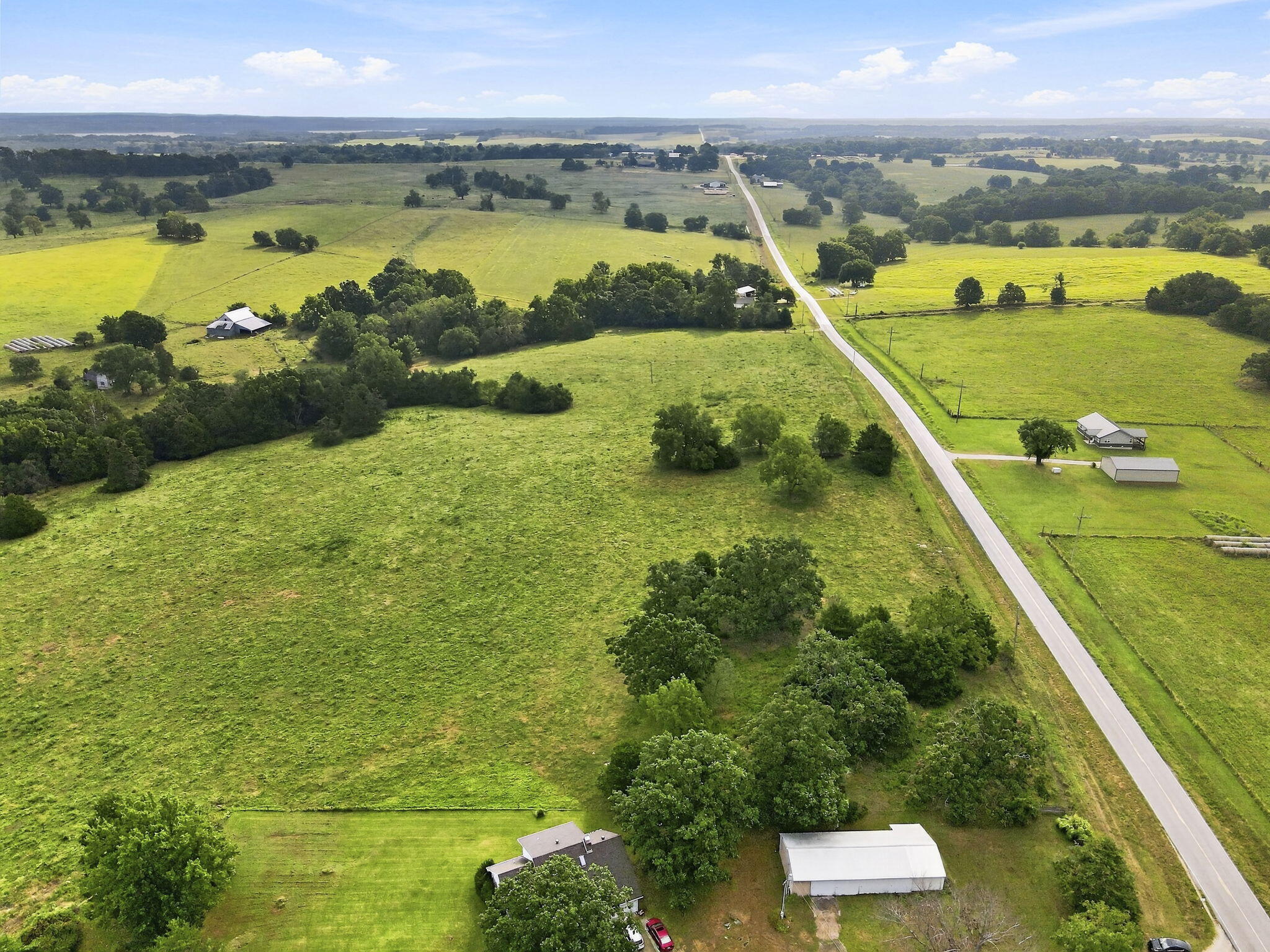 000 East State Highway 215 Property Photo 17
