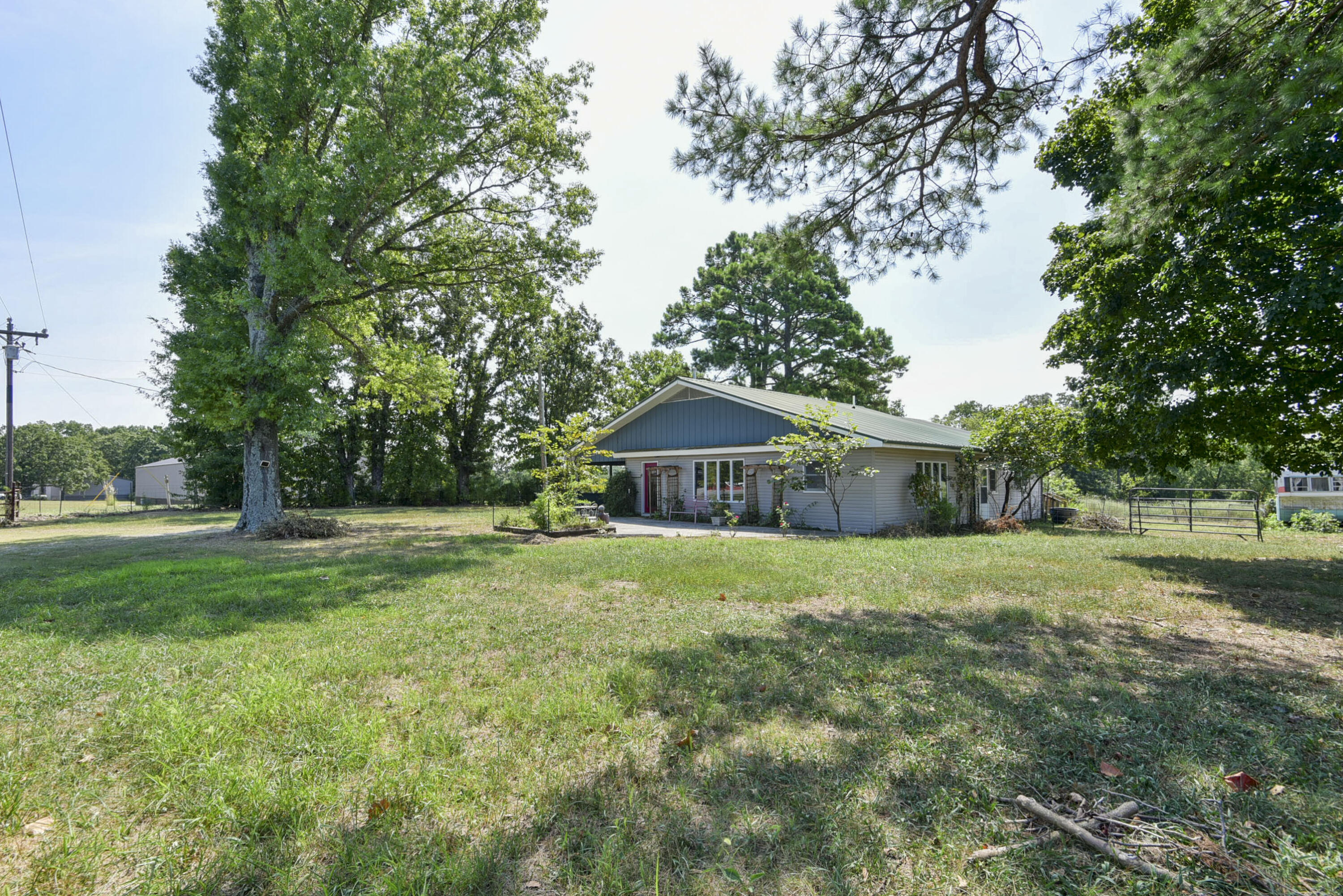 34135 State Hwy 86 Property Photo 3