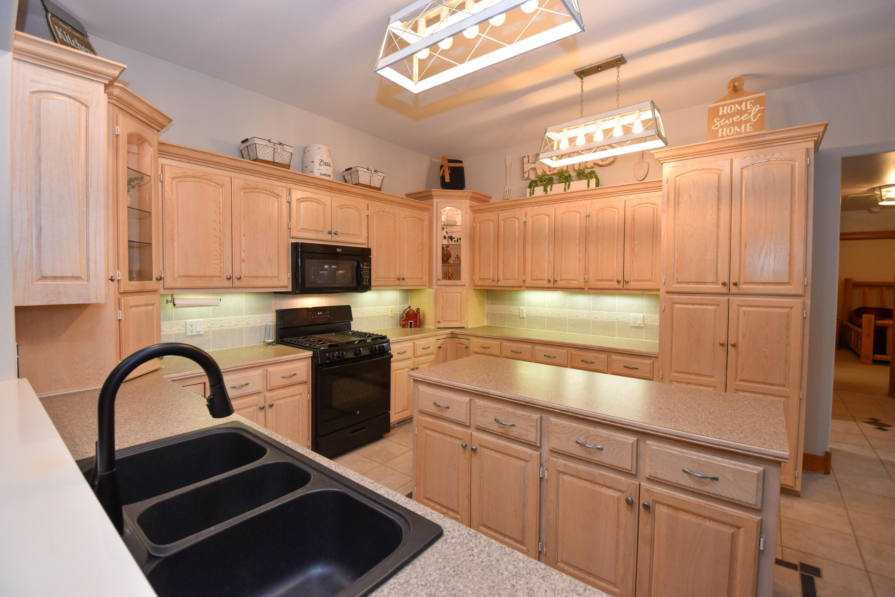 8626 West Farm Road 64 Property Photo 15