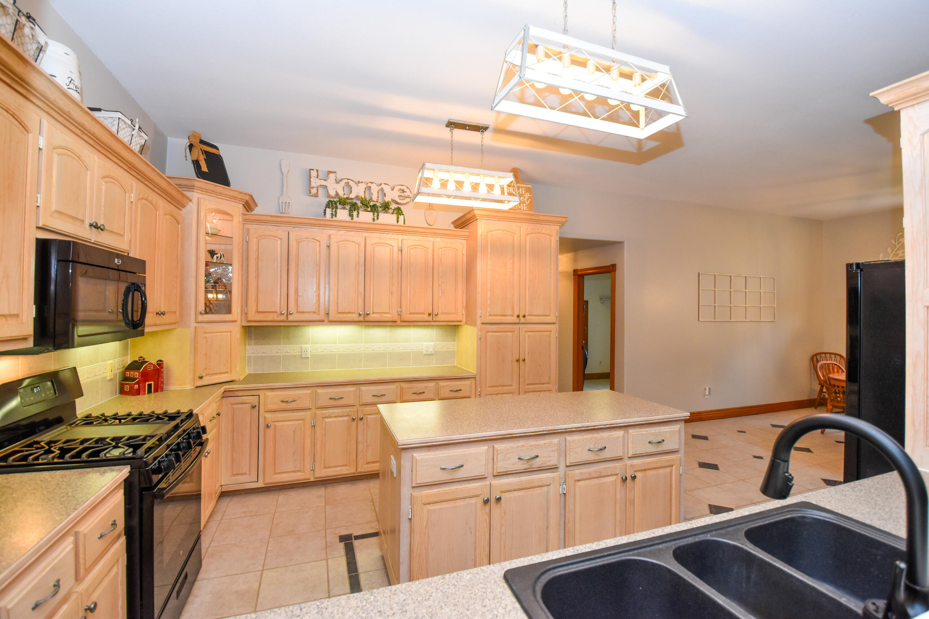 8626 West Farm Road 64 Property Photo 16