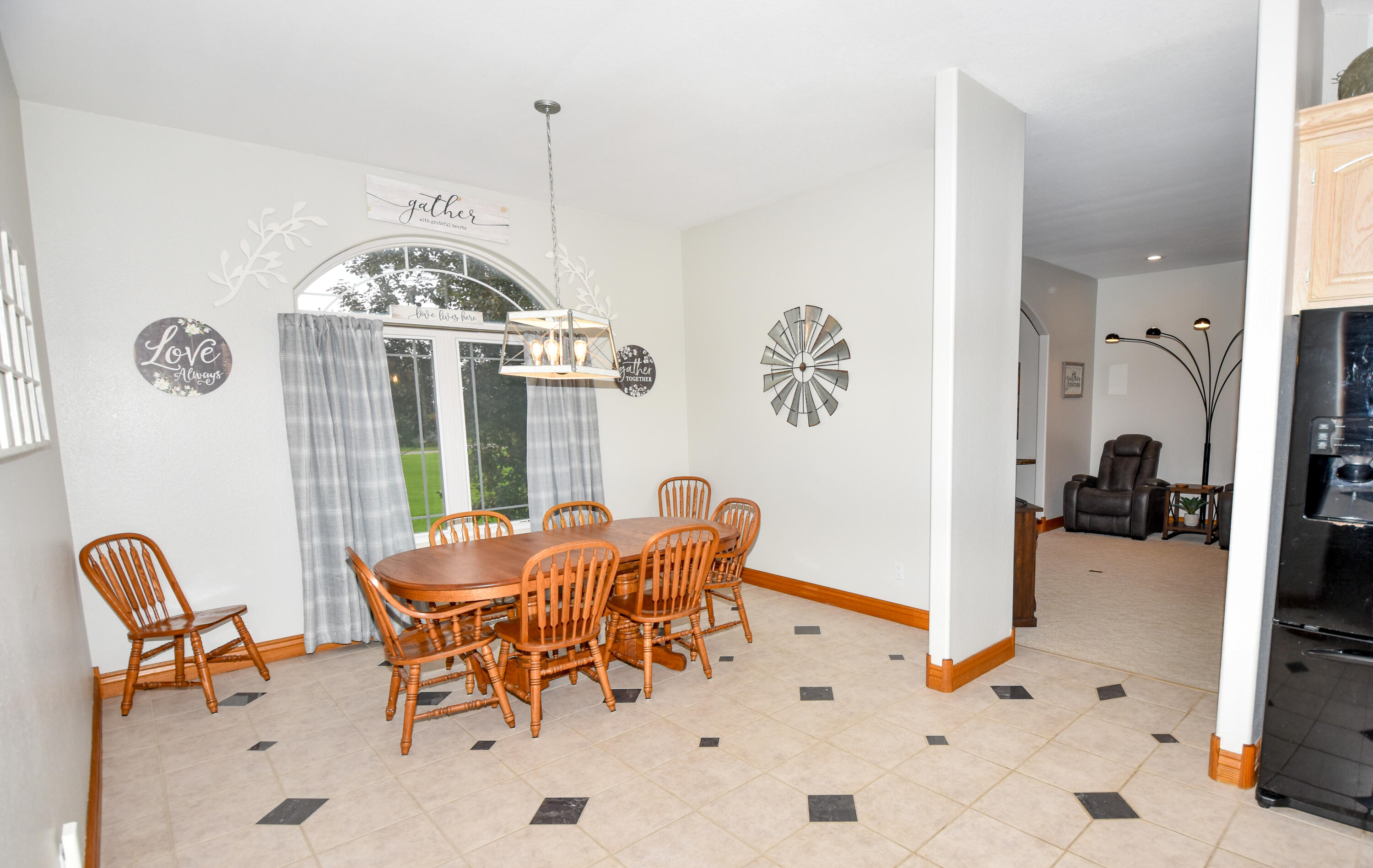 8626 West Farm Road 64 Property Photo 19