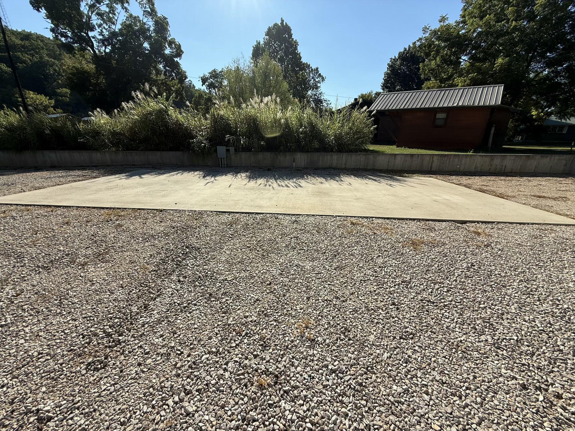 16247 Tom Akers Road Property Photo 11