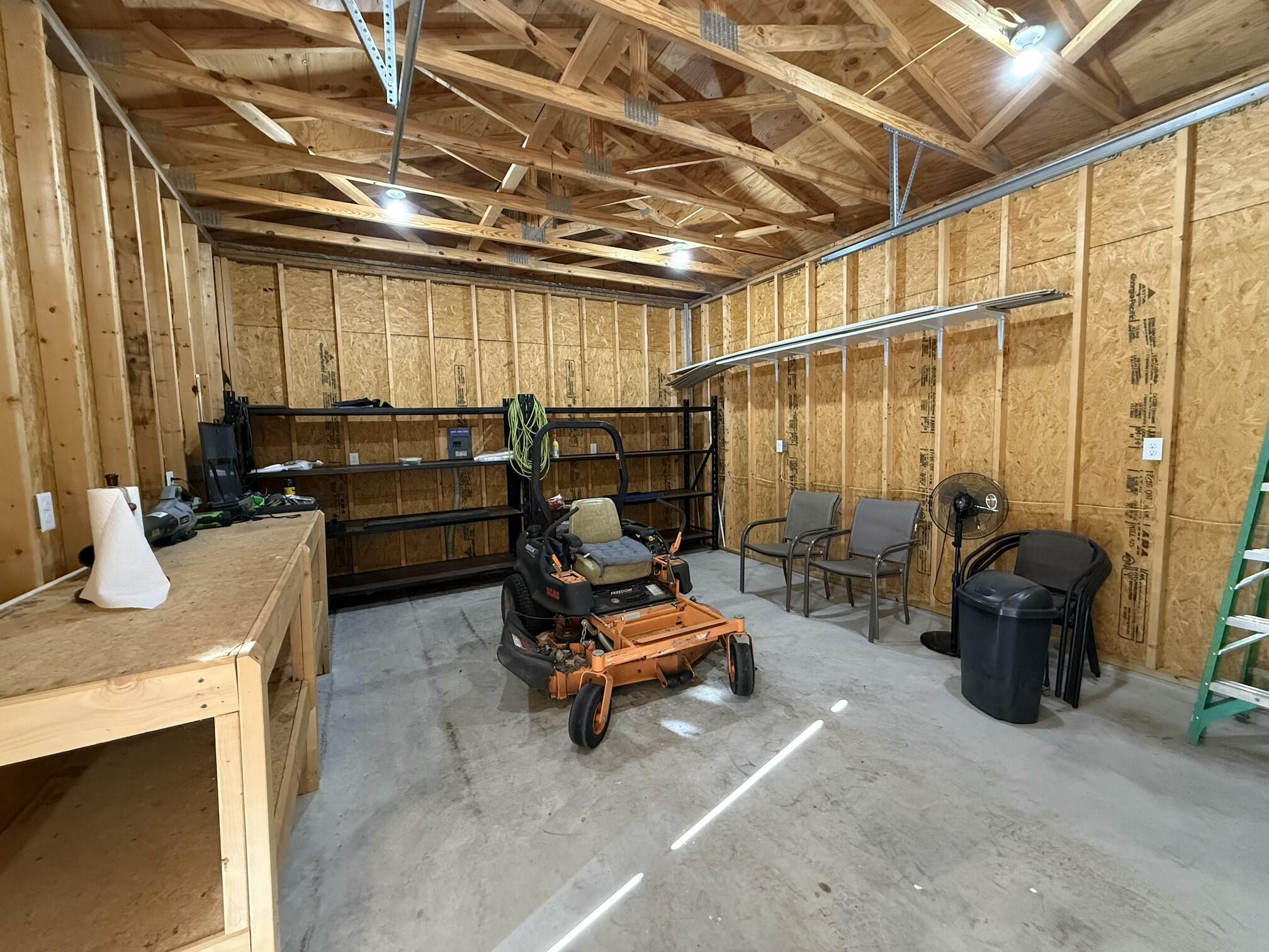 16247 Tom Akers Road Property Photo 14