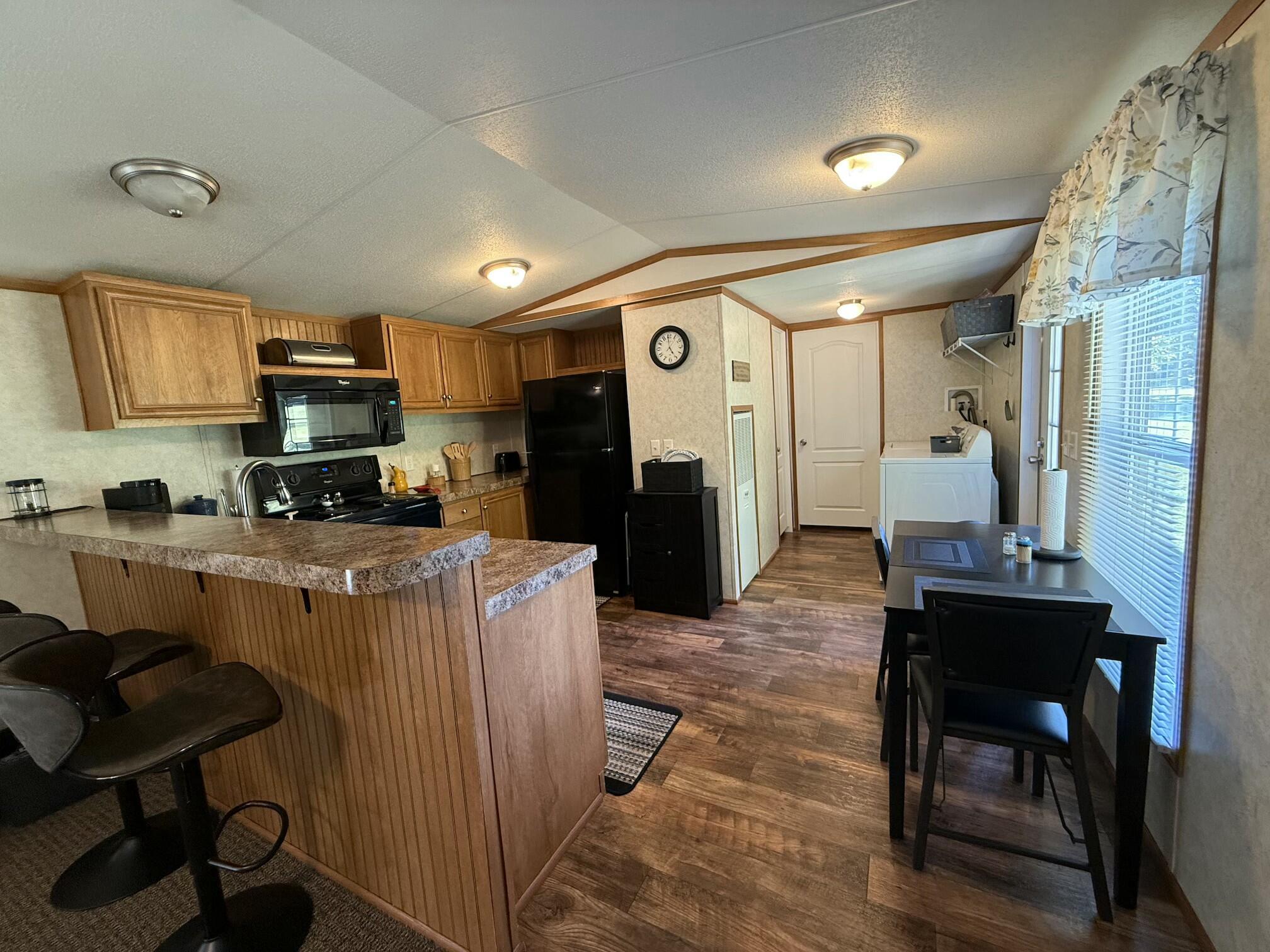 16247 Tom Akers Road Property Photo 20