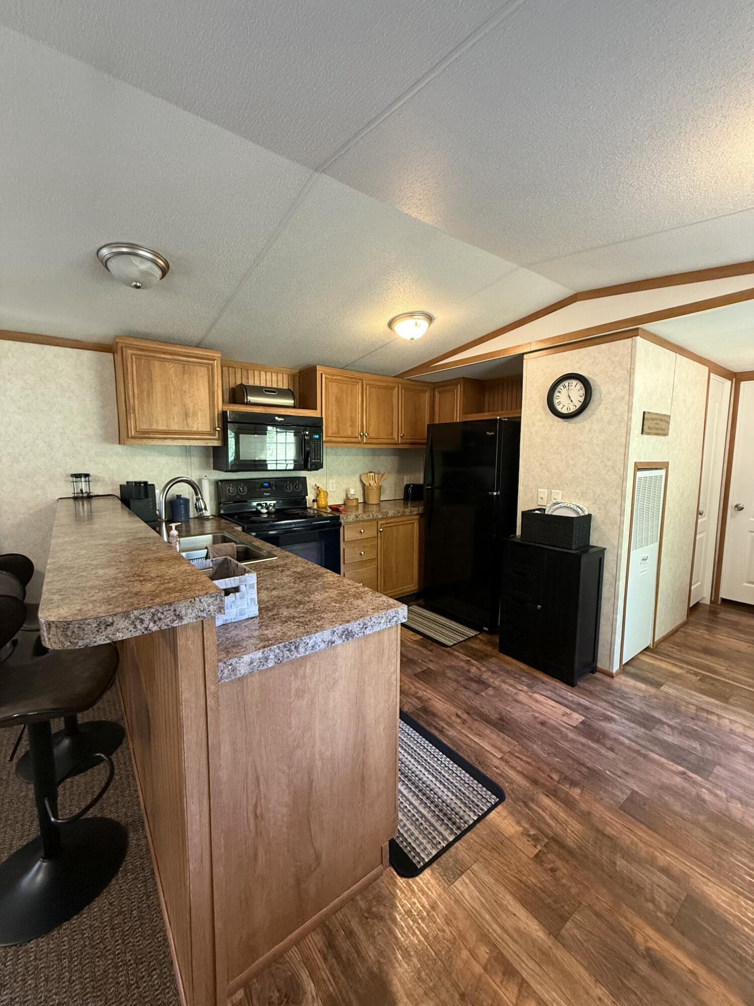 16247 Tom Akers Road Property Photo 22
