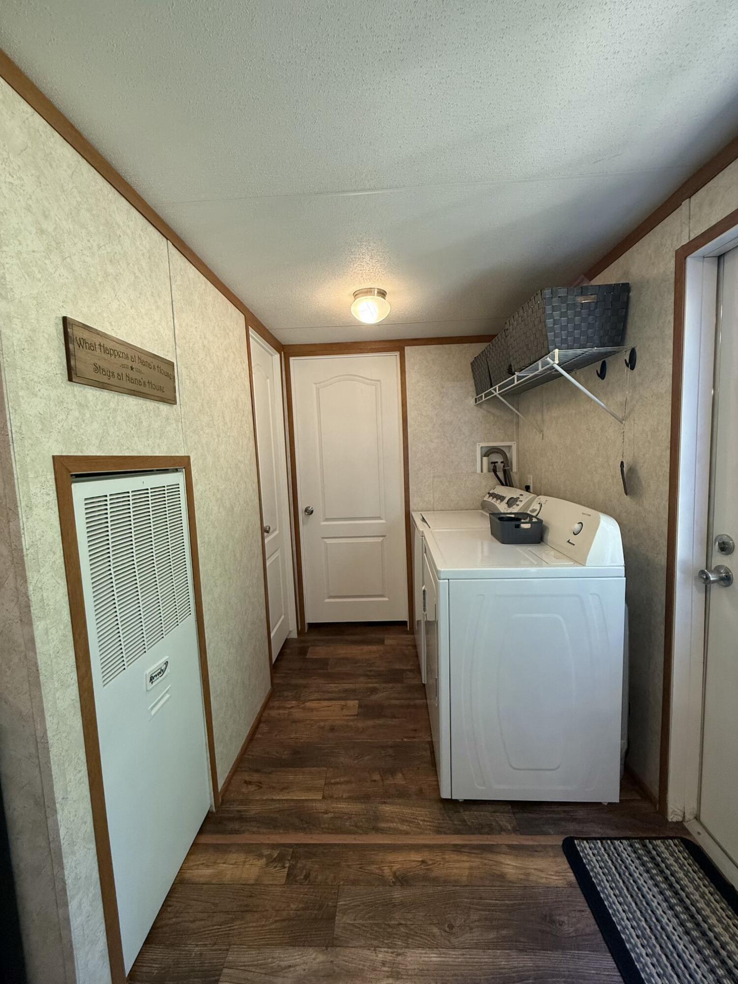 16247 Tom Akers Road Property Photo 25