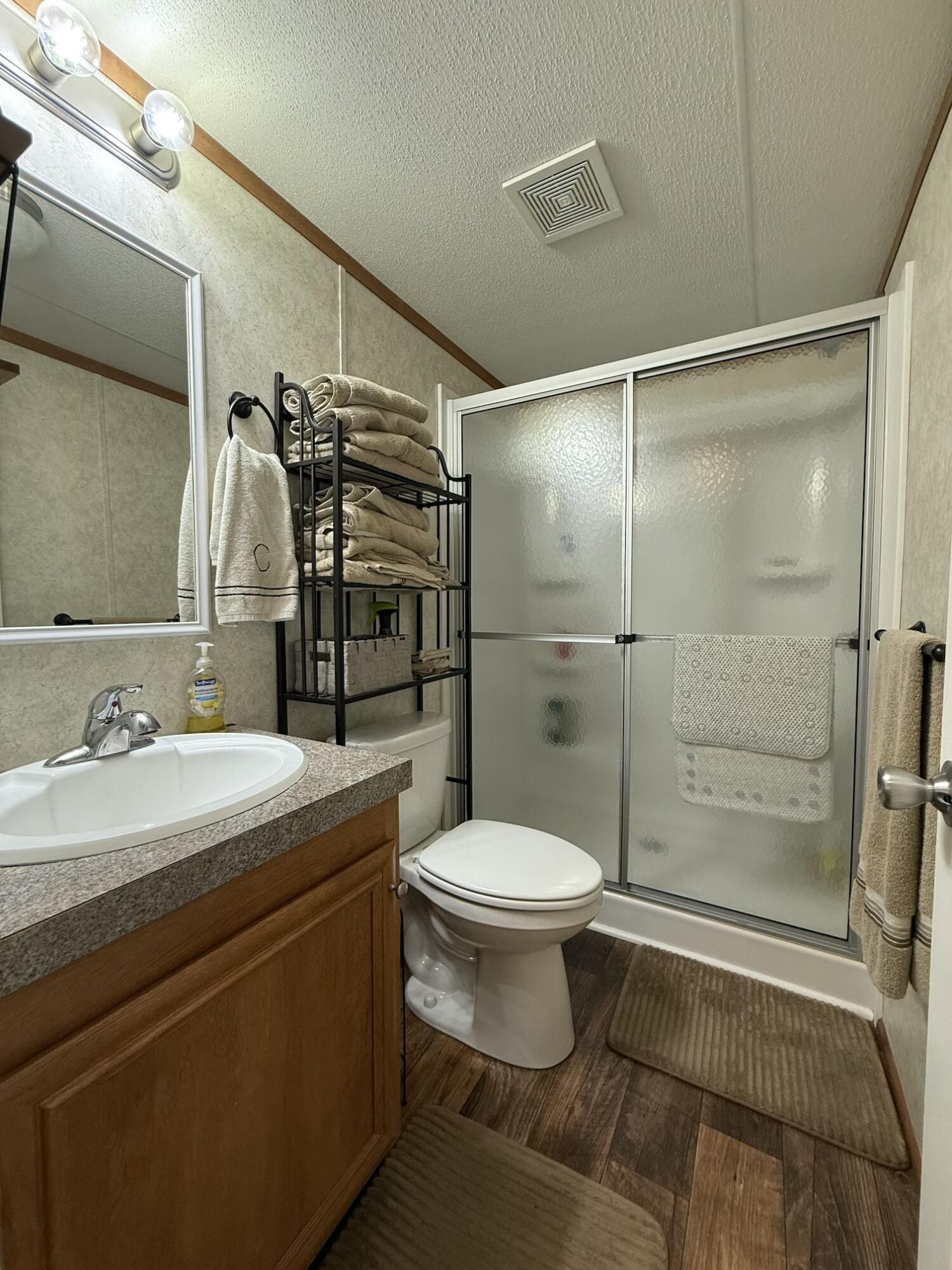16247 Tom Akers Road Property Photo 27