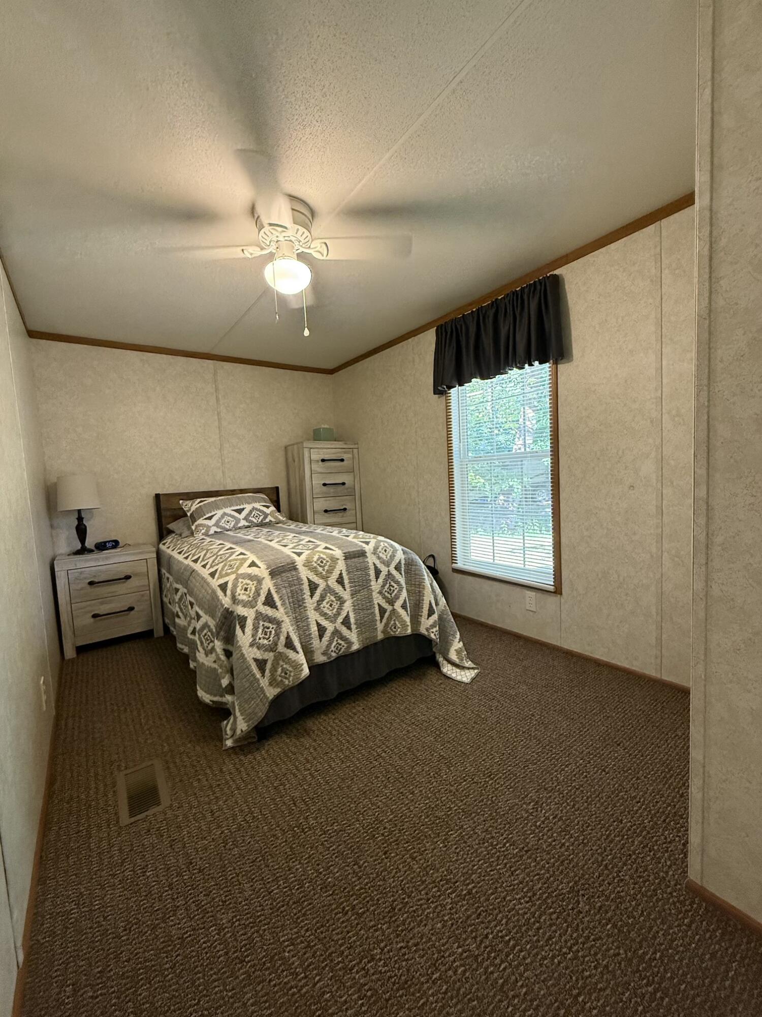 16247 Tom Akers Road Property Photo 28
