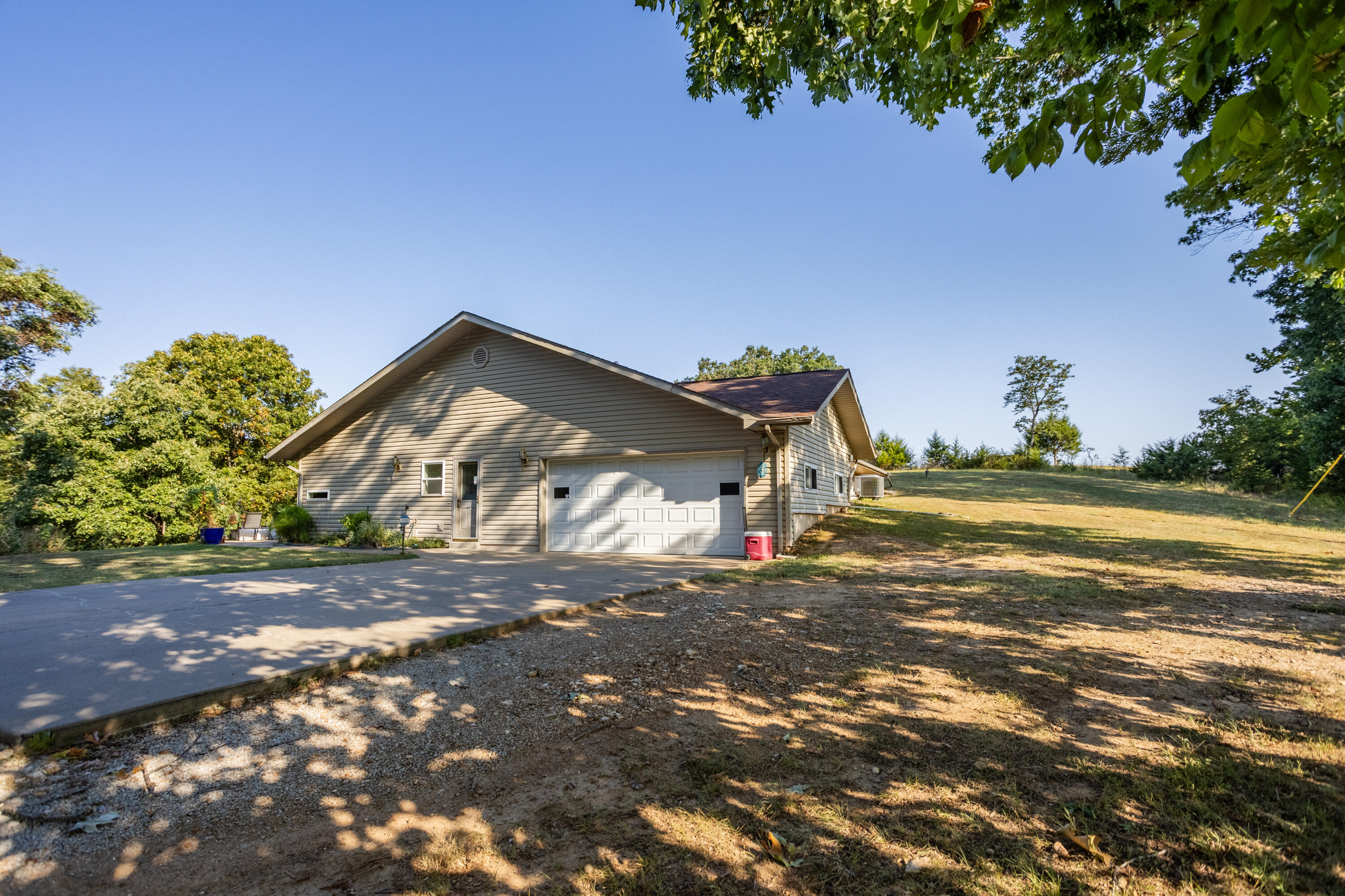 581 Flat Creek Road Property Photo 2