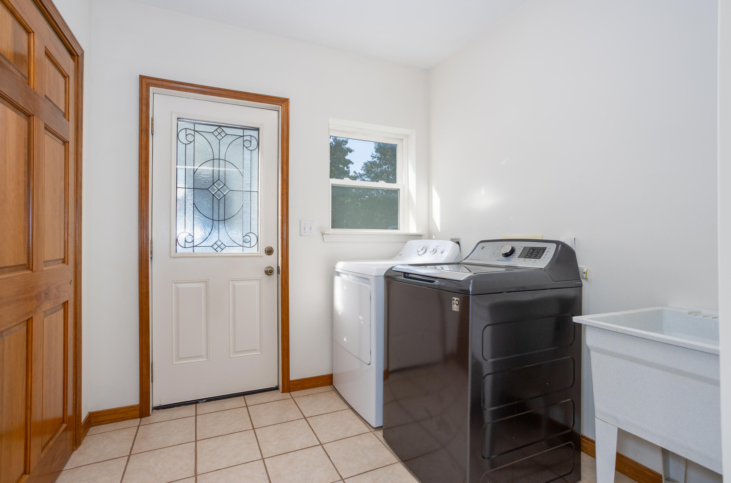 581 Flat Creek Road Property Photo 6