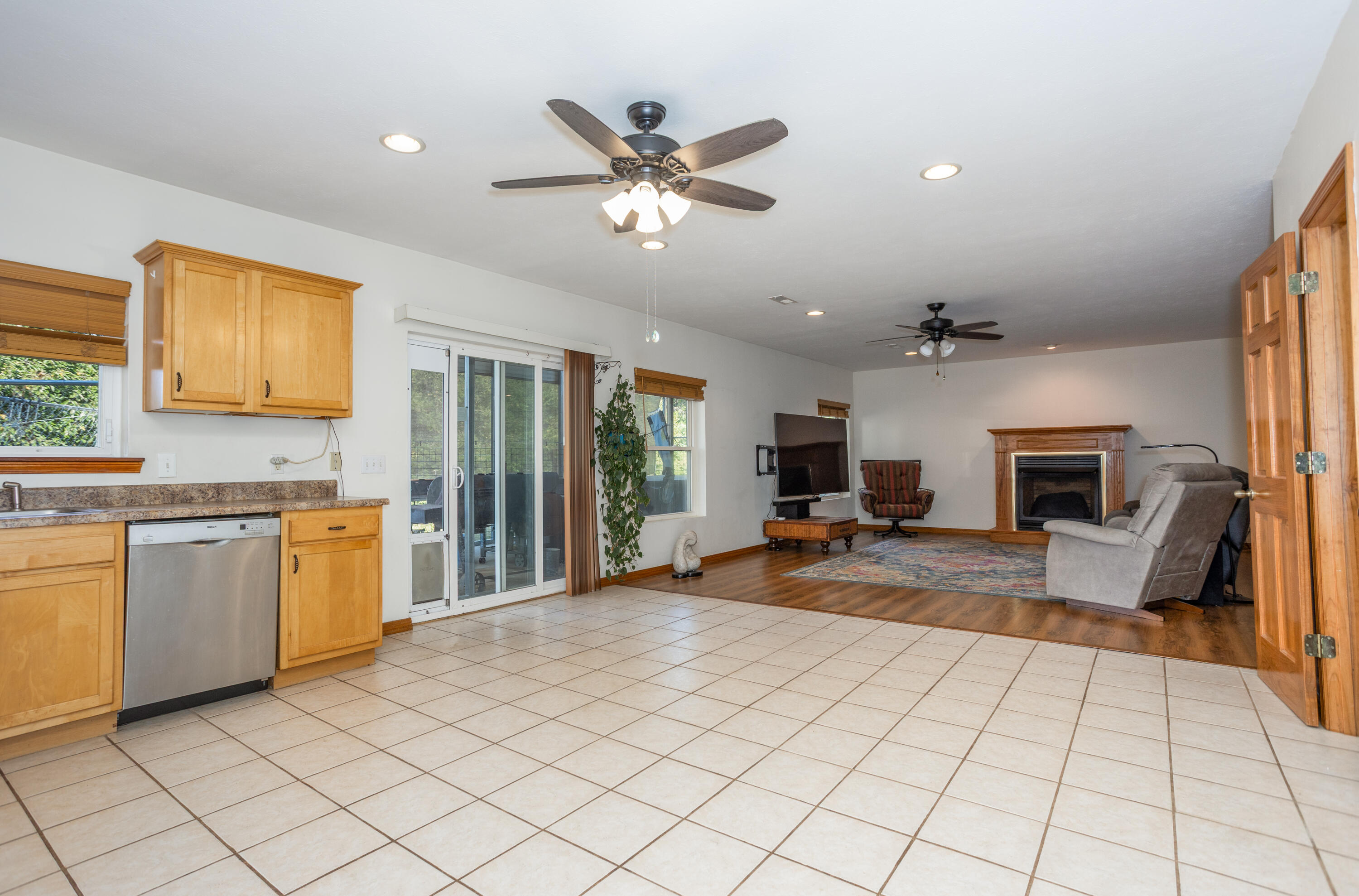 581 Flat Creek Road Property Photo 8