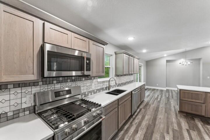 903 Oak Grove Lane Property Photo 15