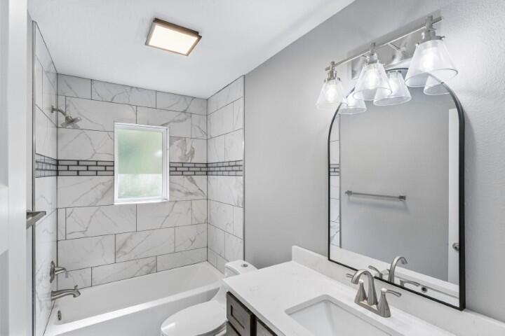 903 Oak Grove Lane Property Photo 33