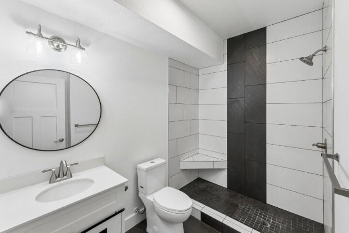 903 Oak Grove Lane Property Photo 38