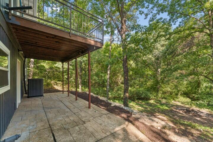 903 Oak Grove Lane Property Photo 40