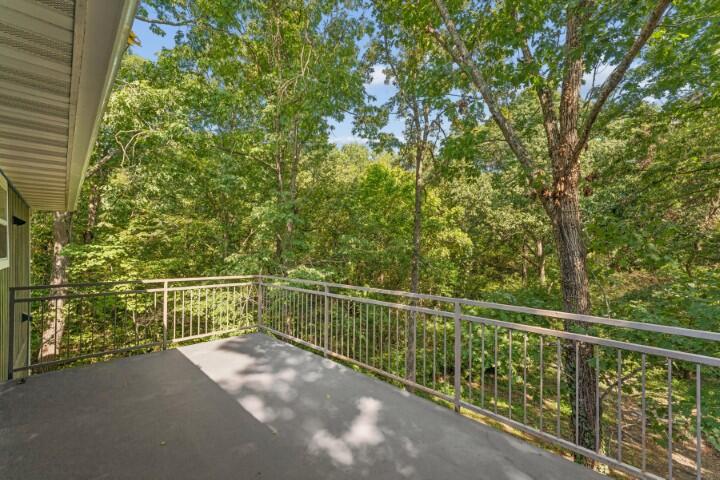 903 Oak Grove Lane Property Photo 46