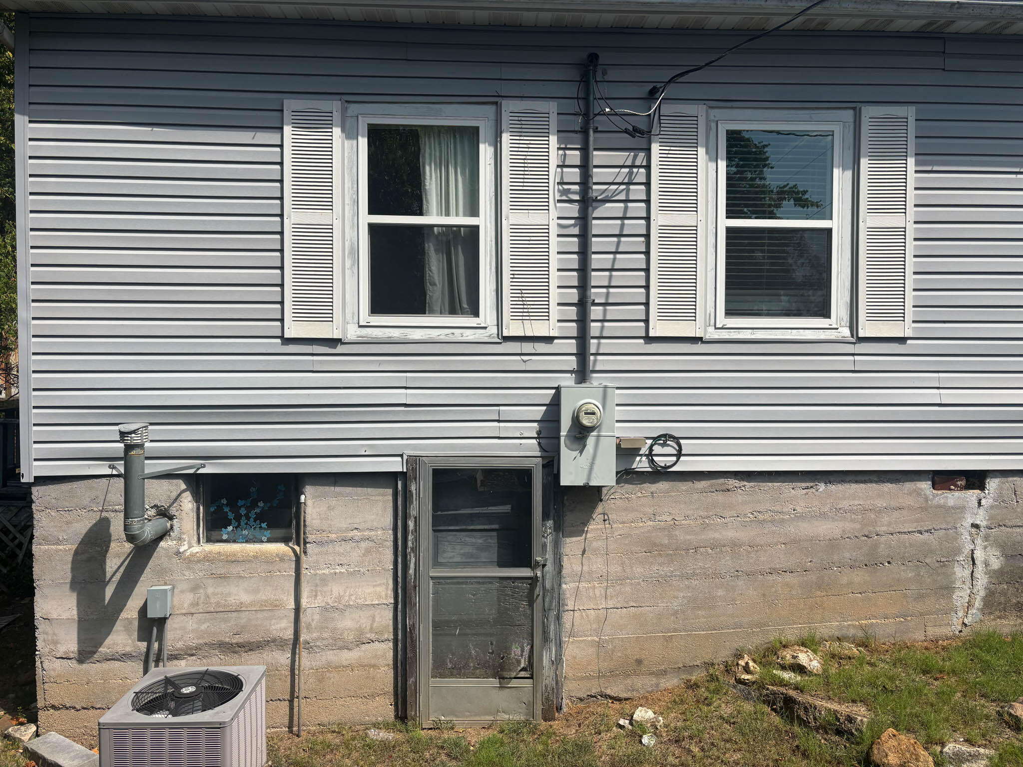 103 Baker Street Property Photo 4