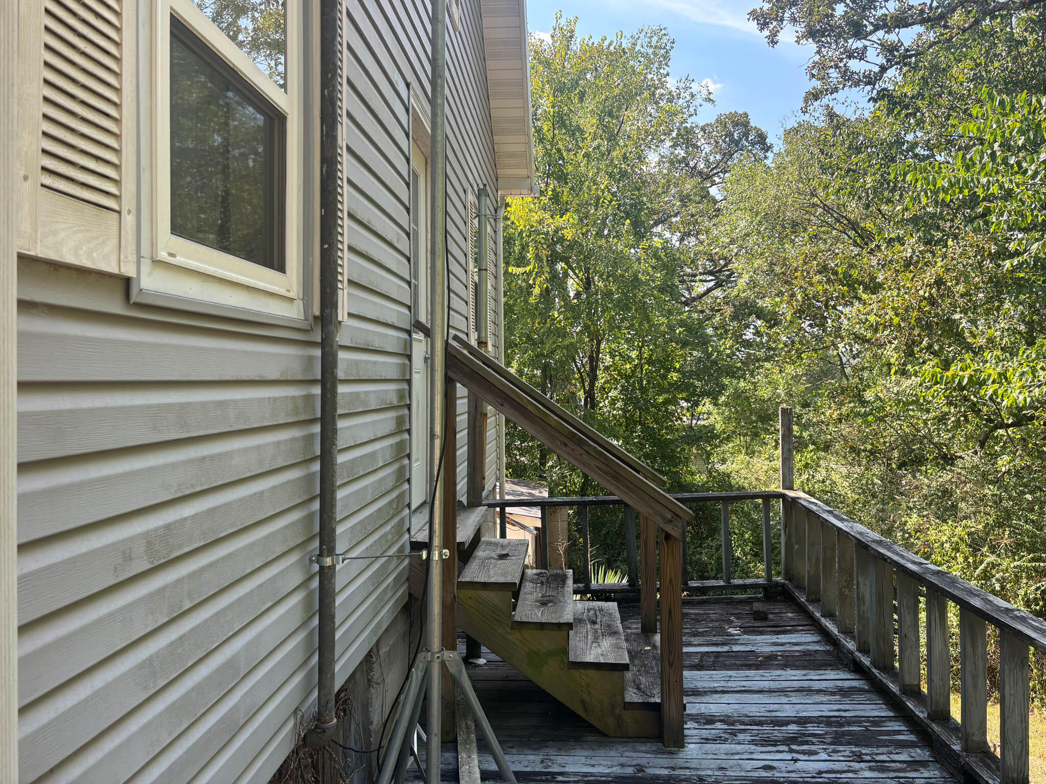 103 Baker Street Property Photo 6