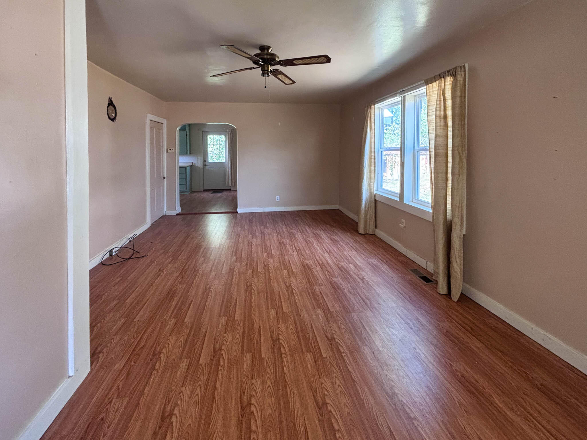 103 Baker Street Property Photo 8