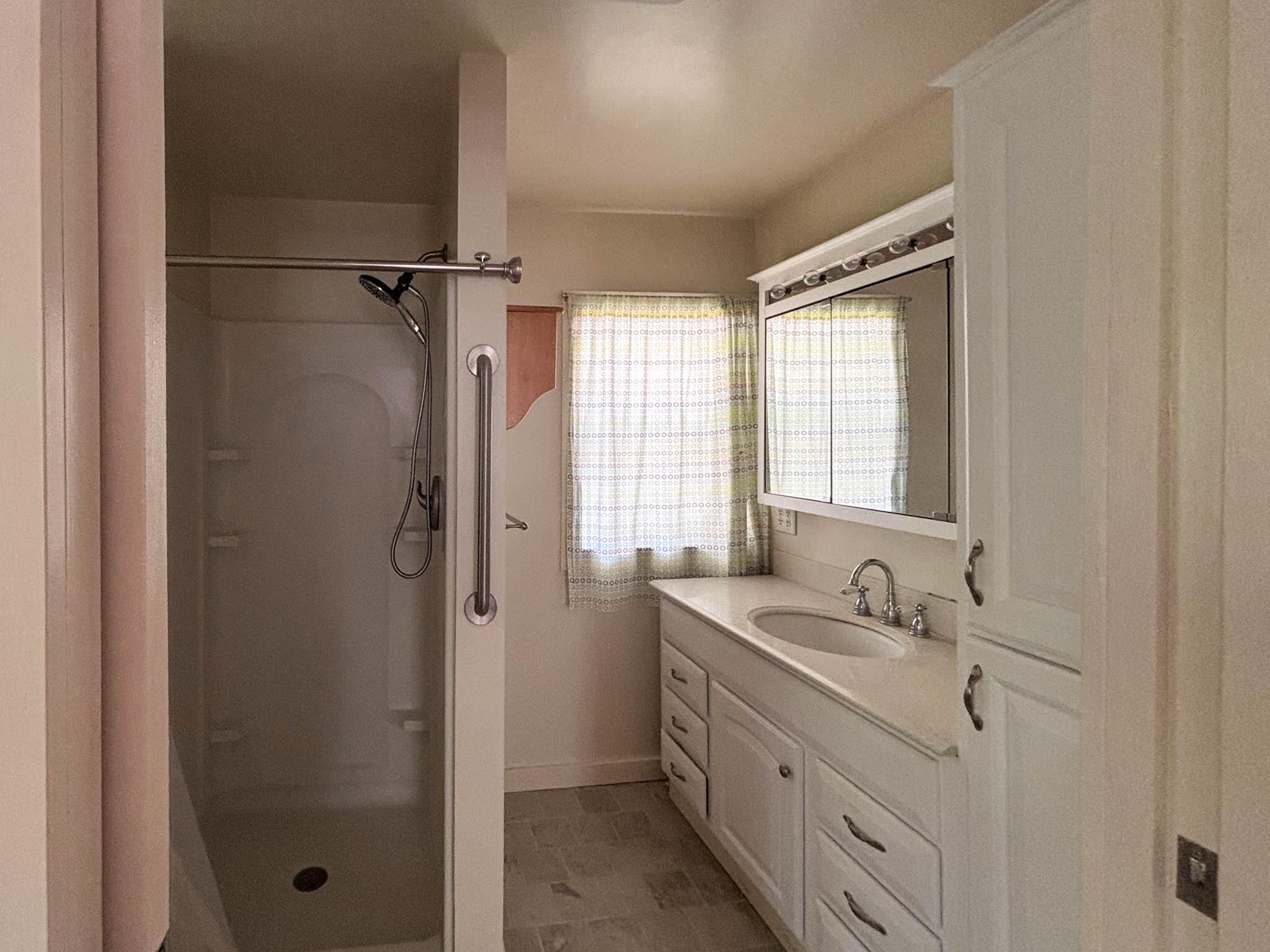 103 Baker Street Property Photo 16