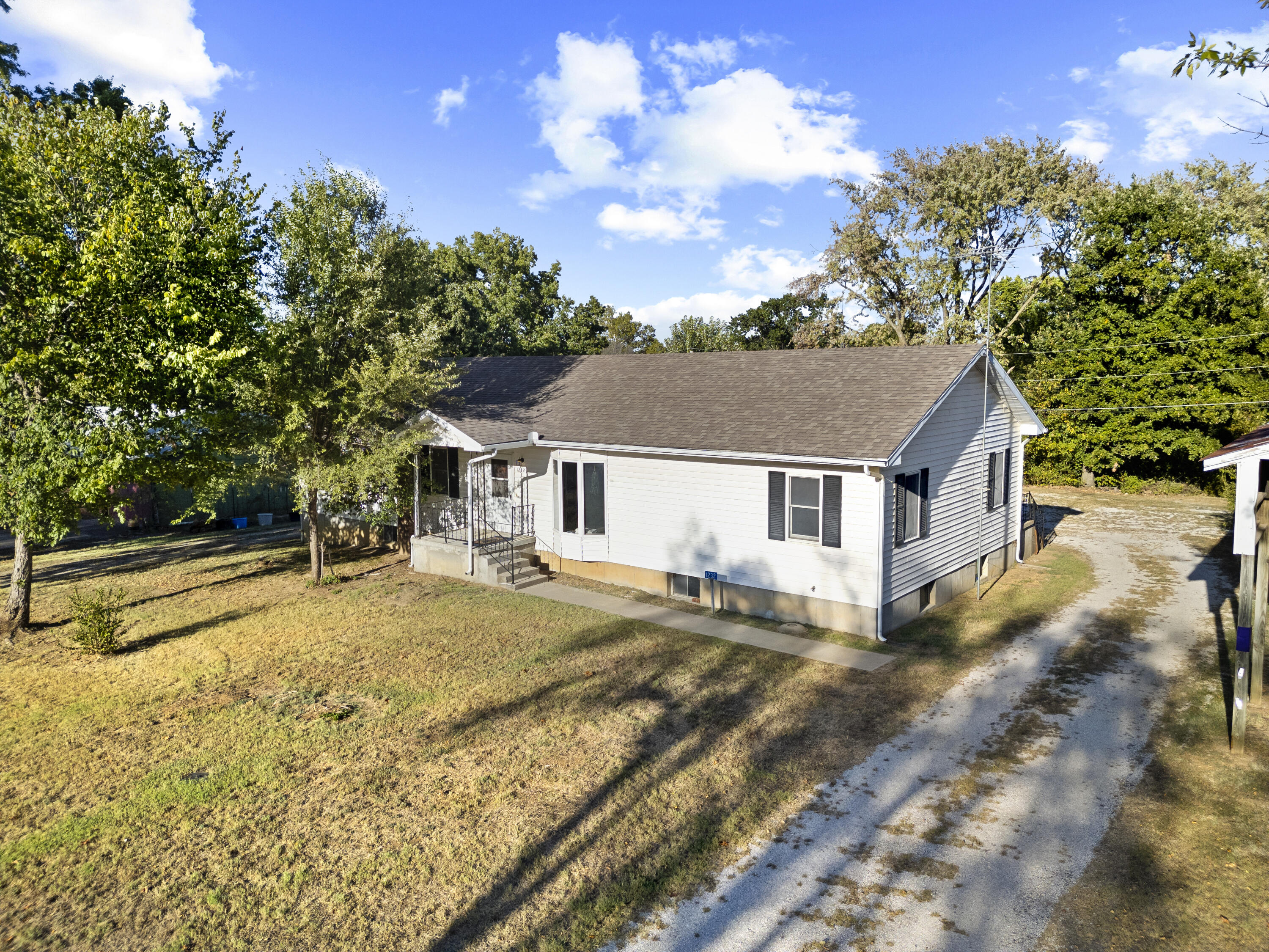 1232 North Tucker Street Property Photo 7