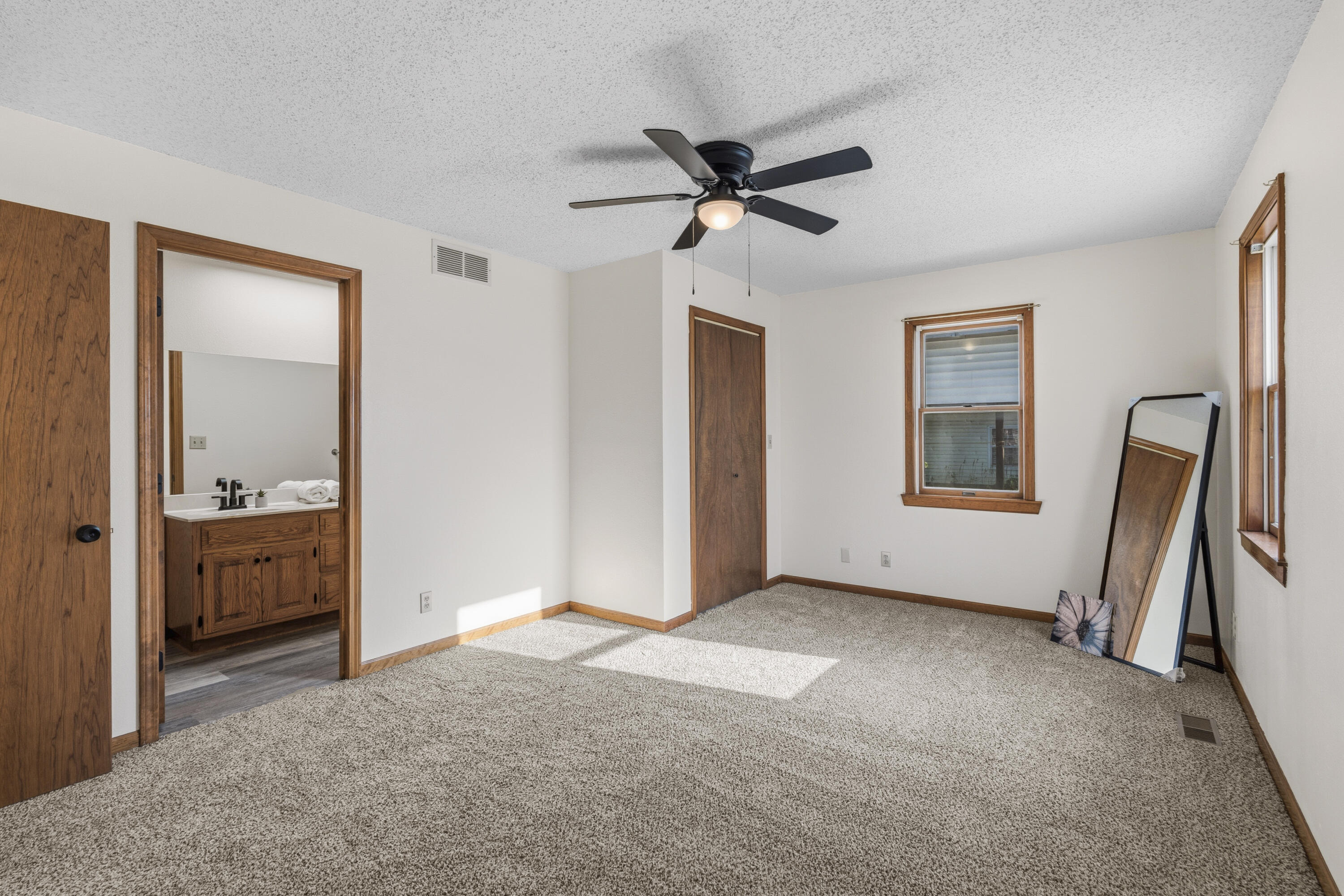 1232 North Tucker Street Property Photo 62