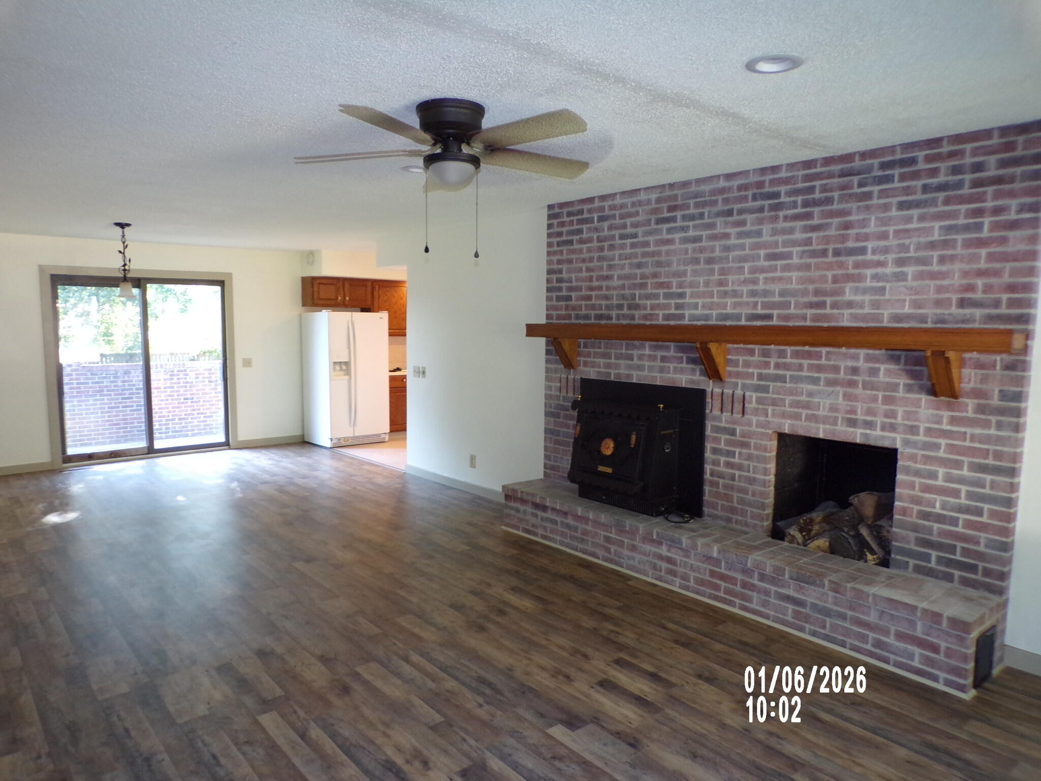 1816 South Hedgewood Drive South Property Photo 4