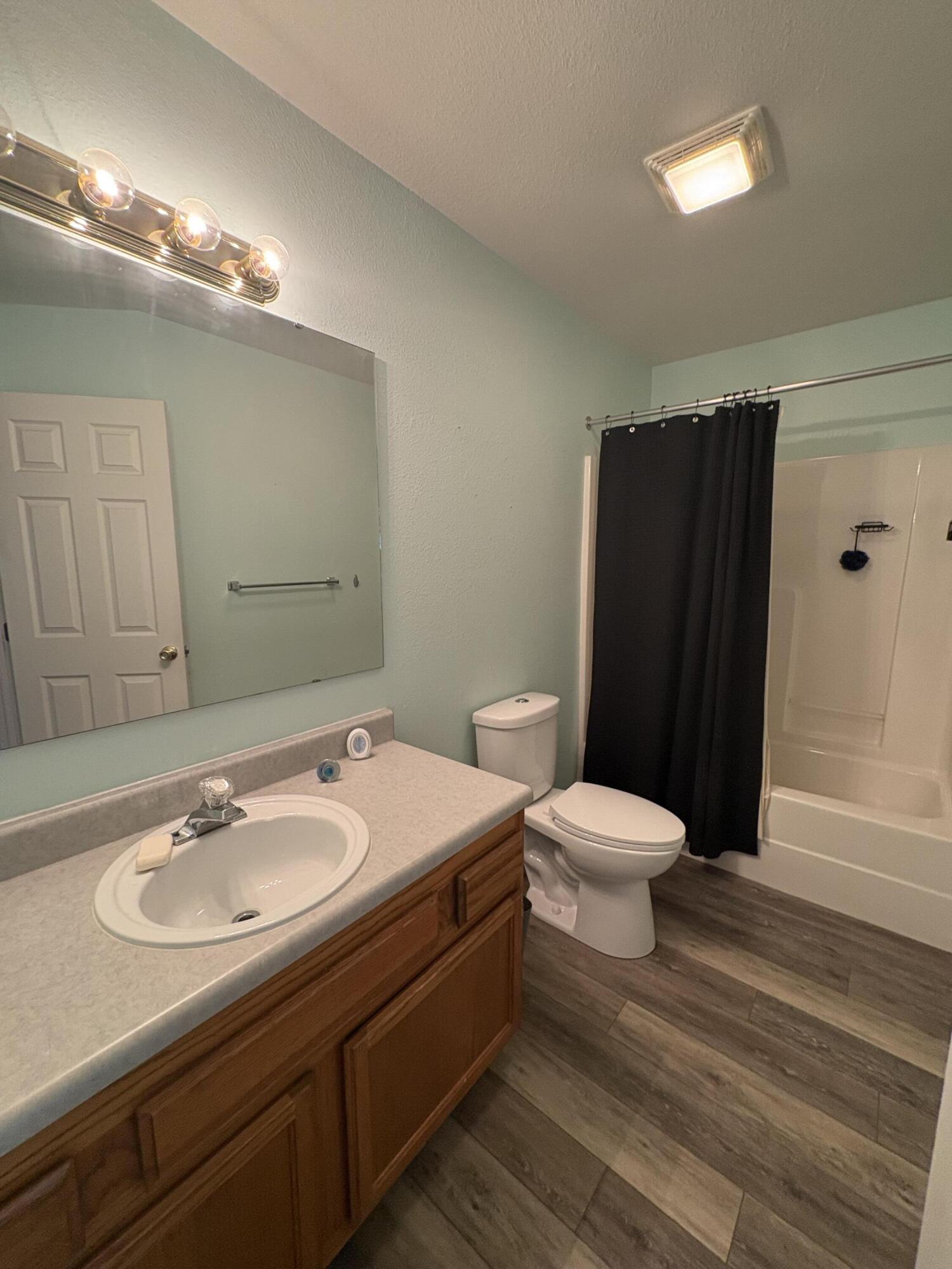 429 North Douglas Drive Property Photo 7