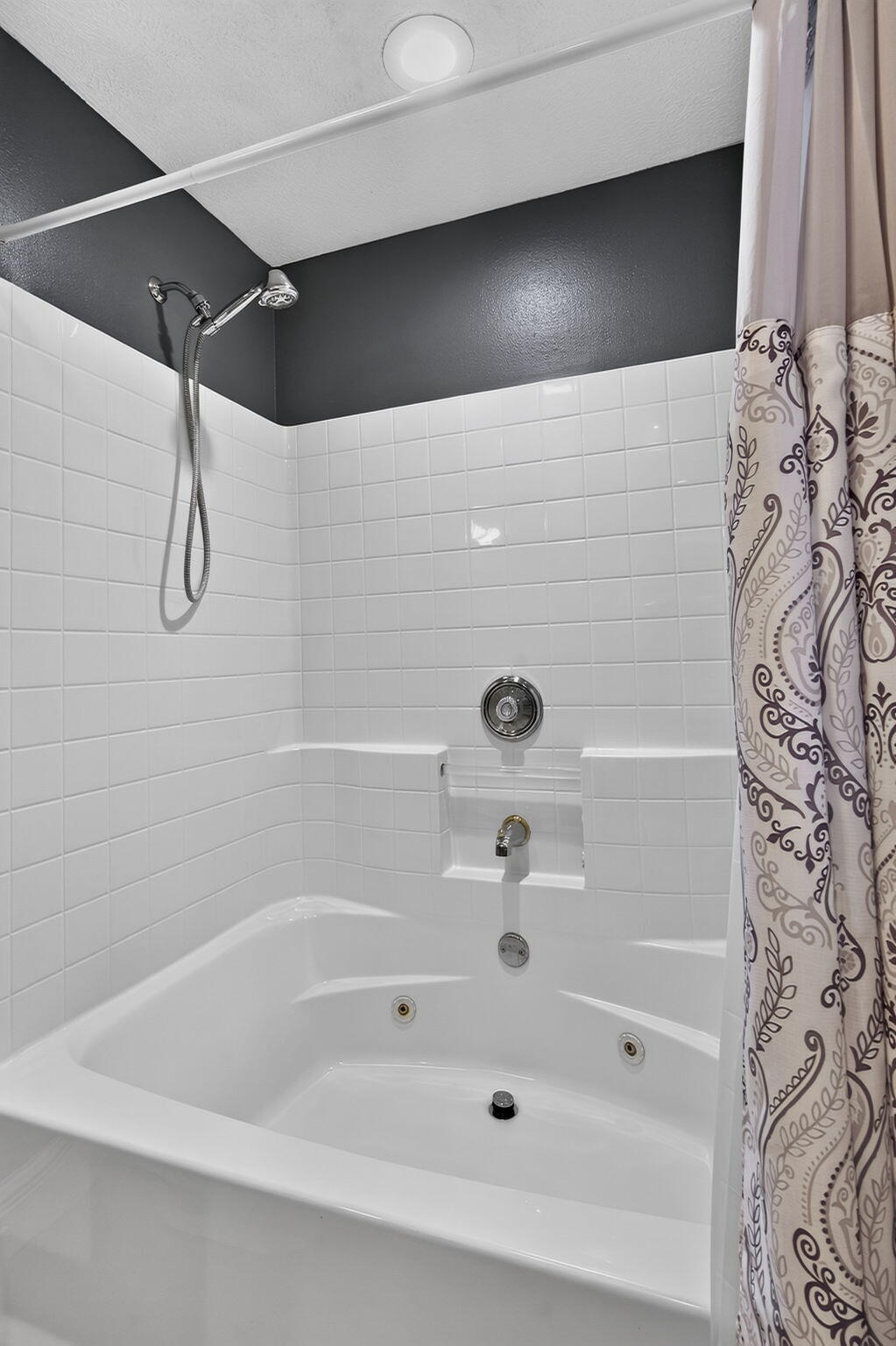2316 West Westview Street Property Photo 19