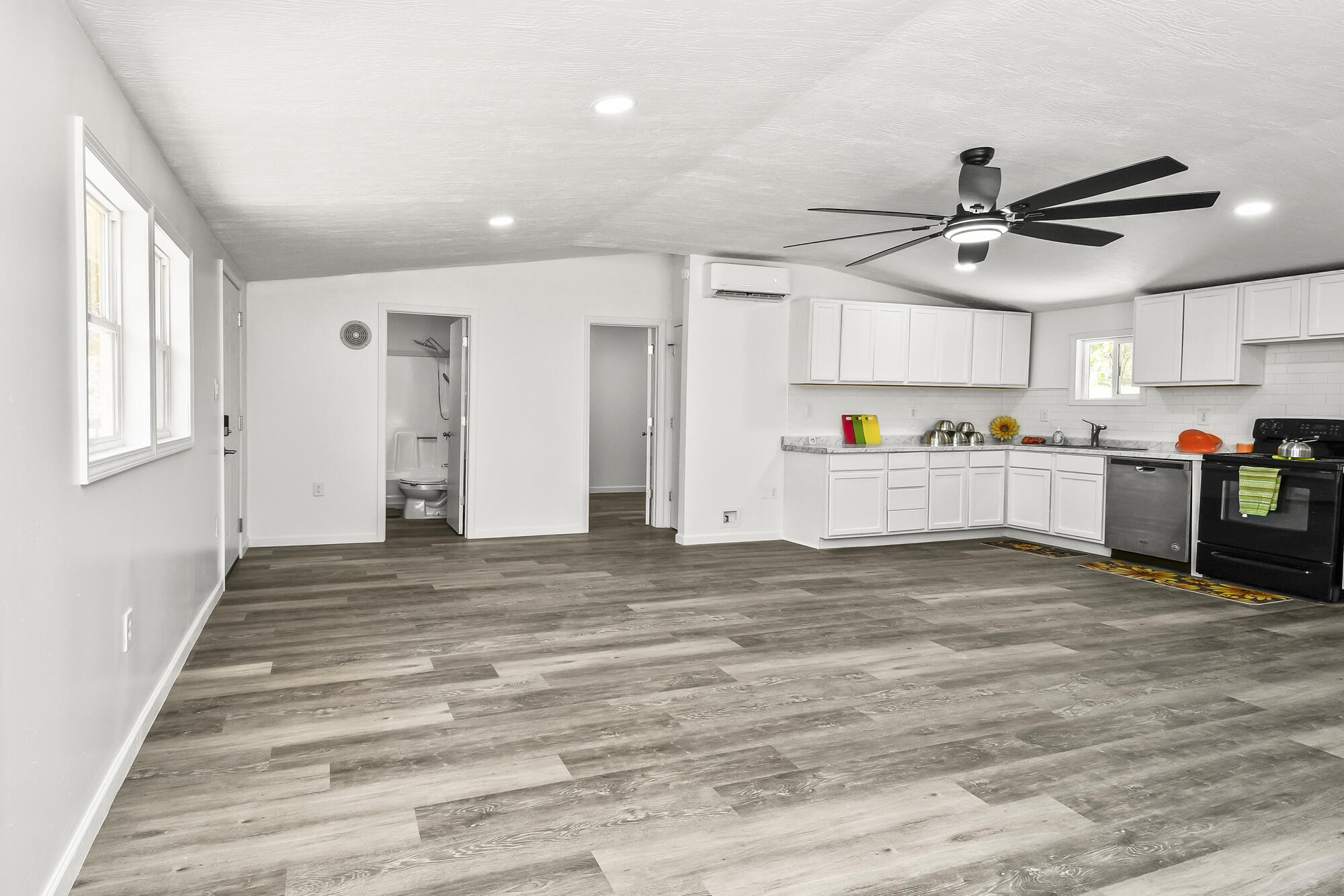 283 Saint Cloud Drive Property Photo 10