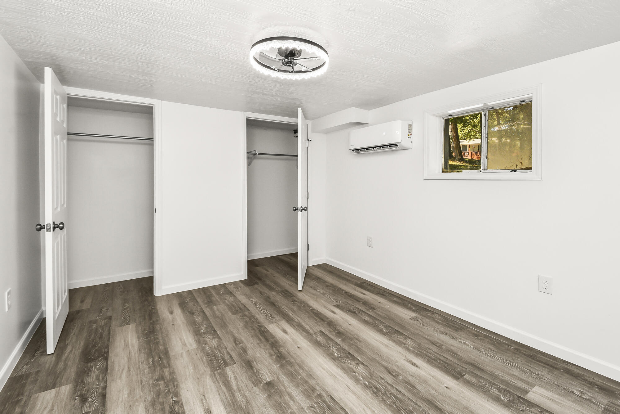 283 Saint Cloud Drive Property Photo 23