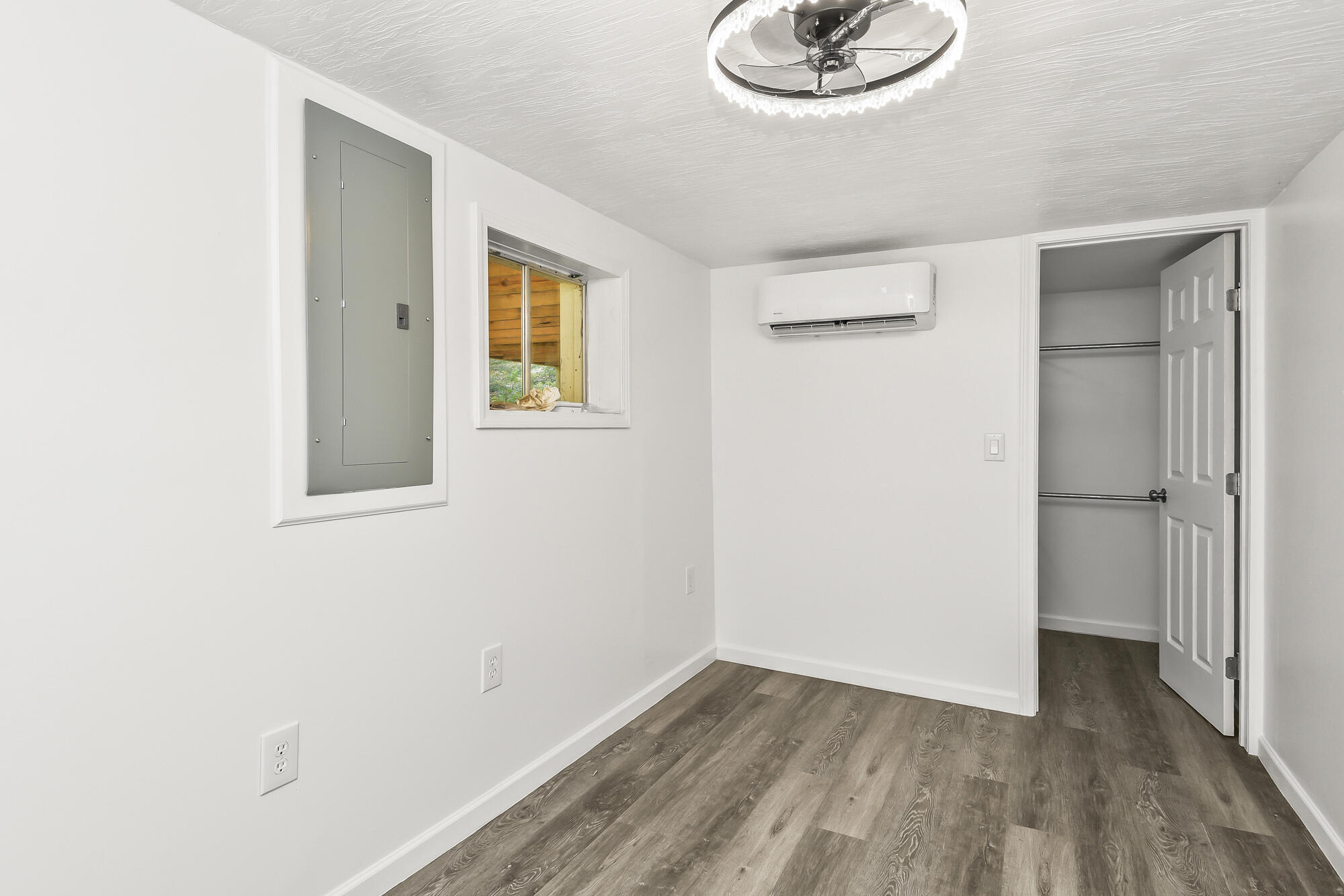 283 Saint Cloud Drive Property Photo 24