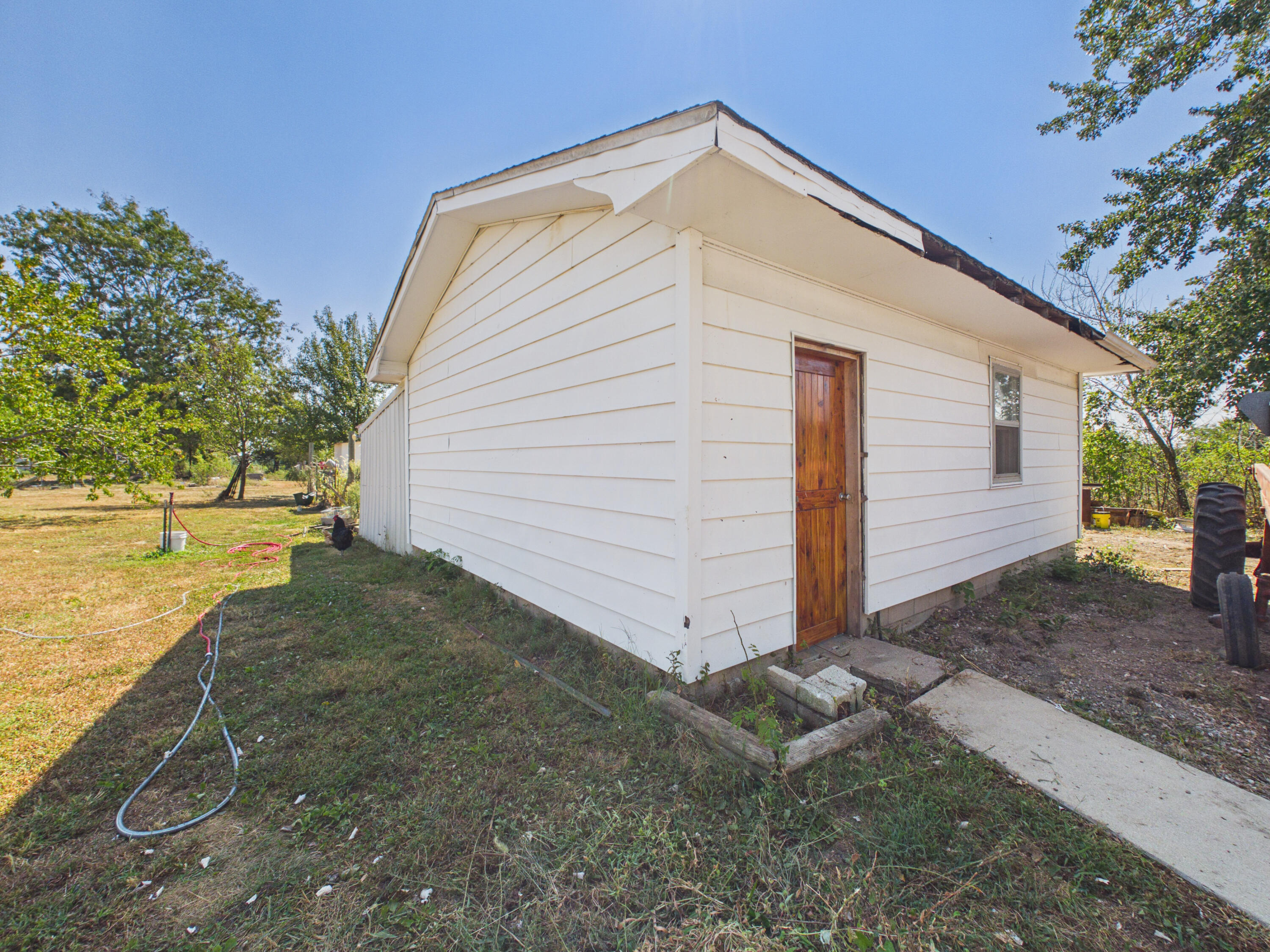2412 Us Highway 65 Property Photo 14