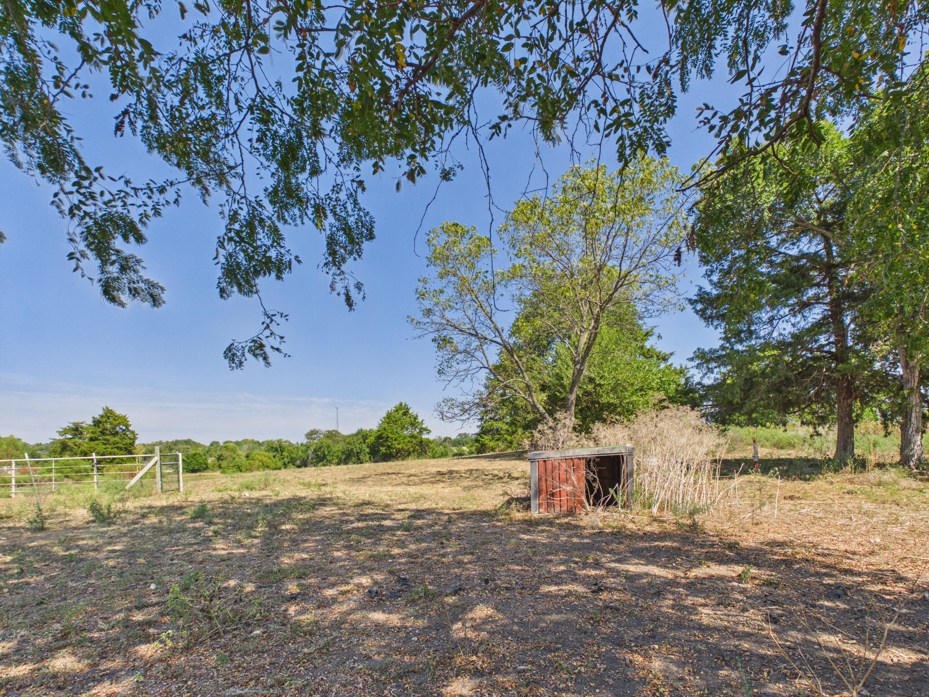 2412 Us Highway 65 Property Photo 45