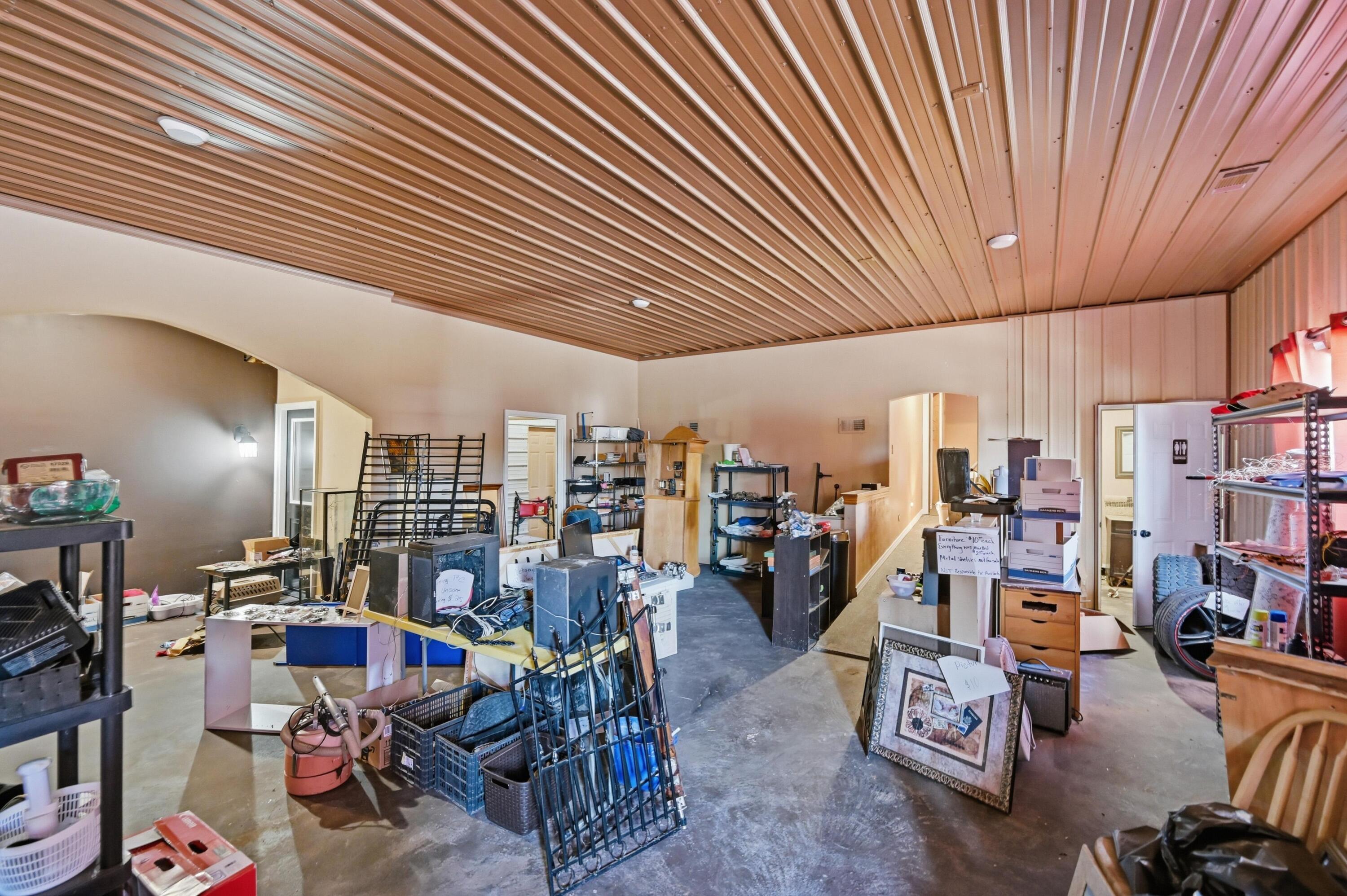 212 East Washington Avenue Property Photo 22