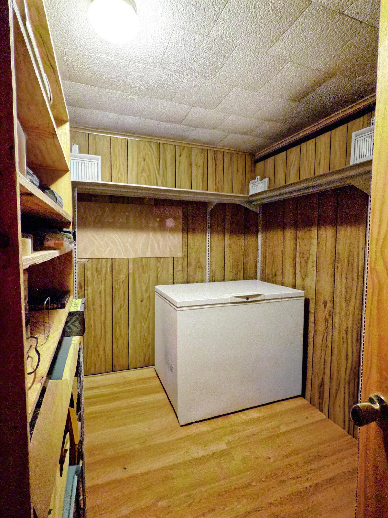 126 Ripley E4a Property Photo 31