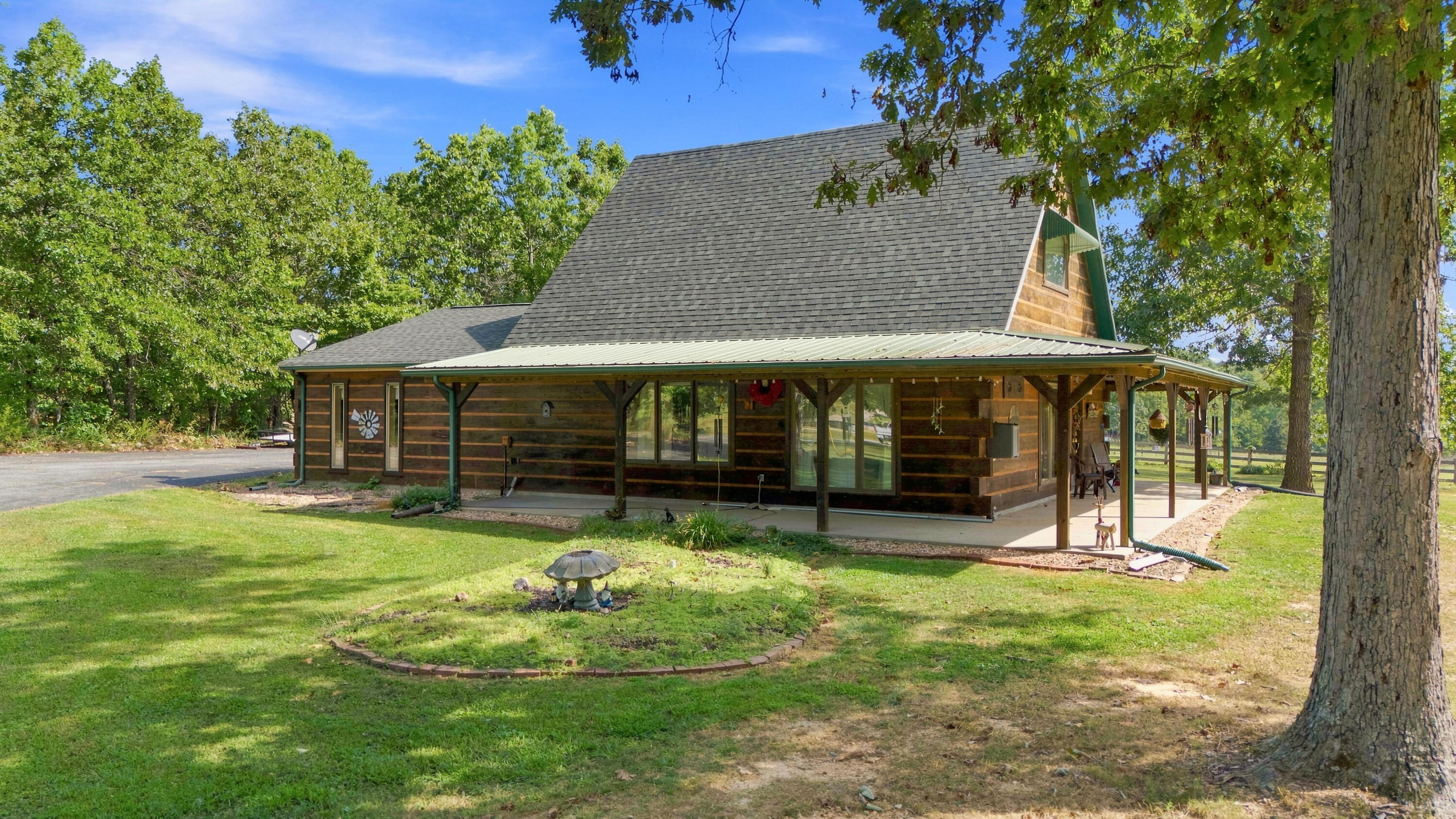 5976 U.s. 60 Property Photo 1
