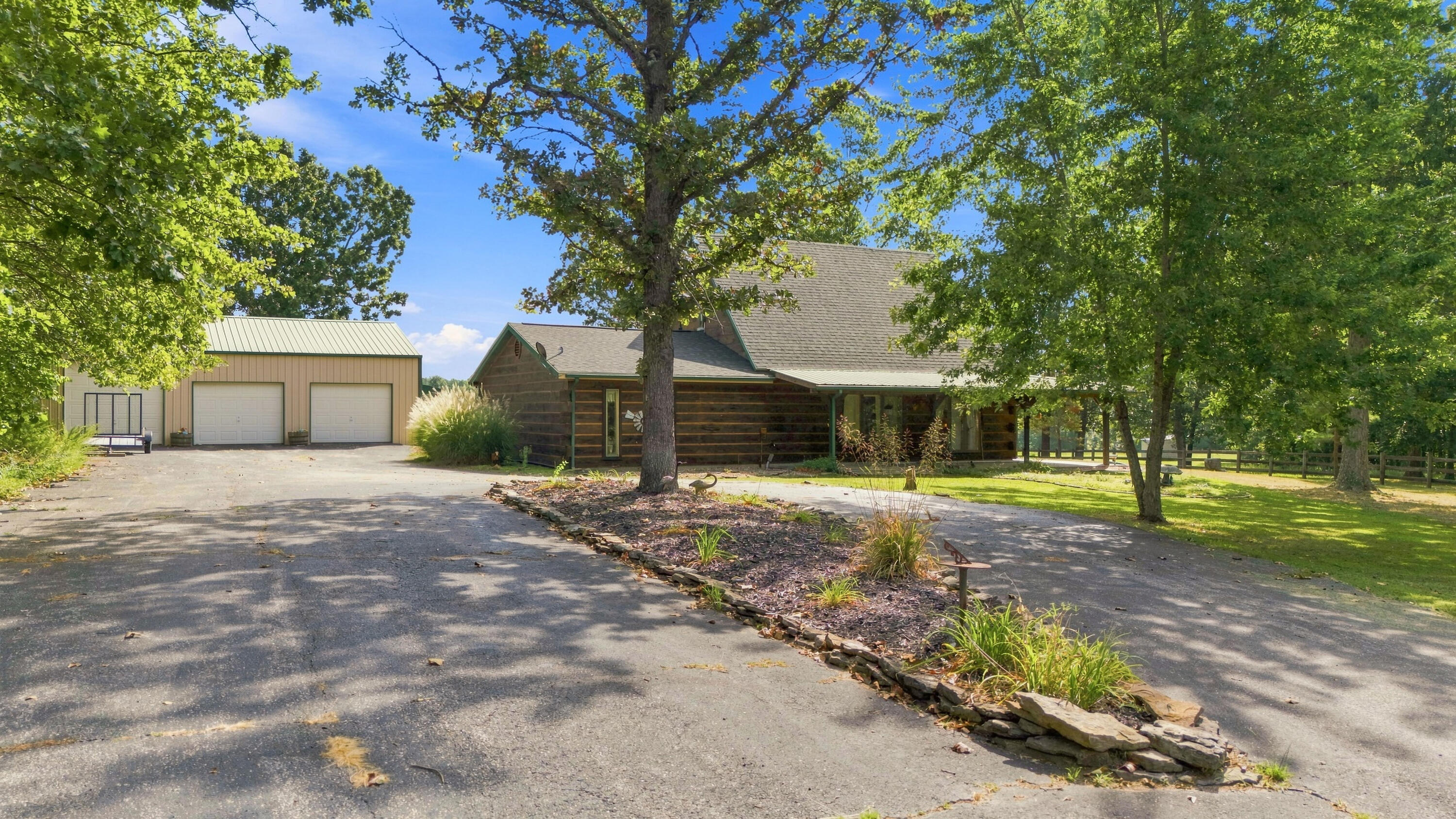 5976 U.s. 60 Property Photo 2
