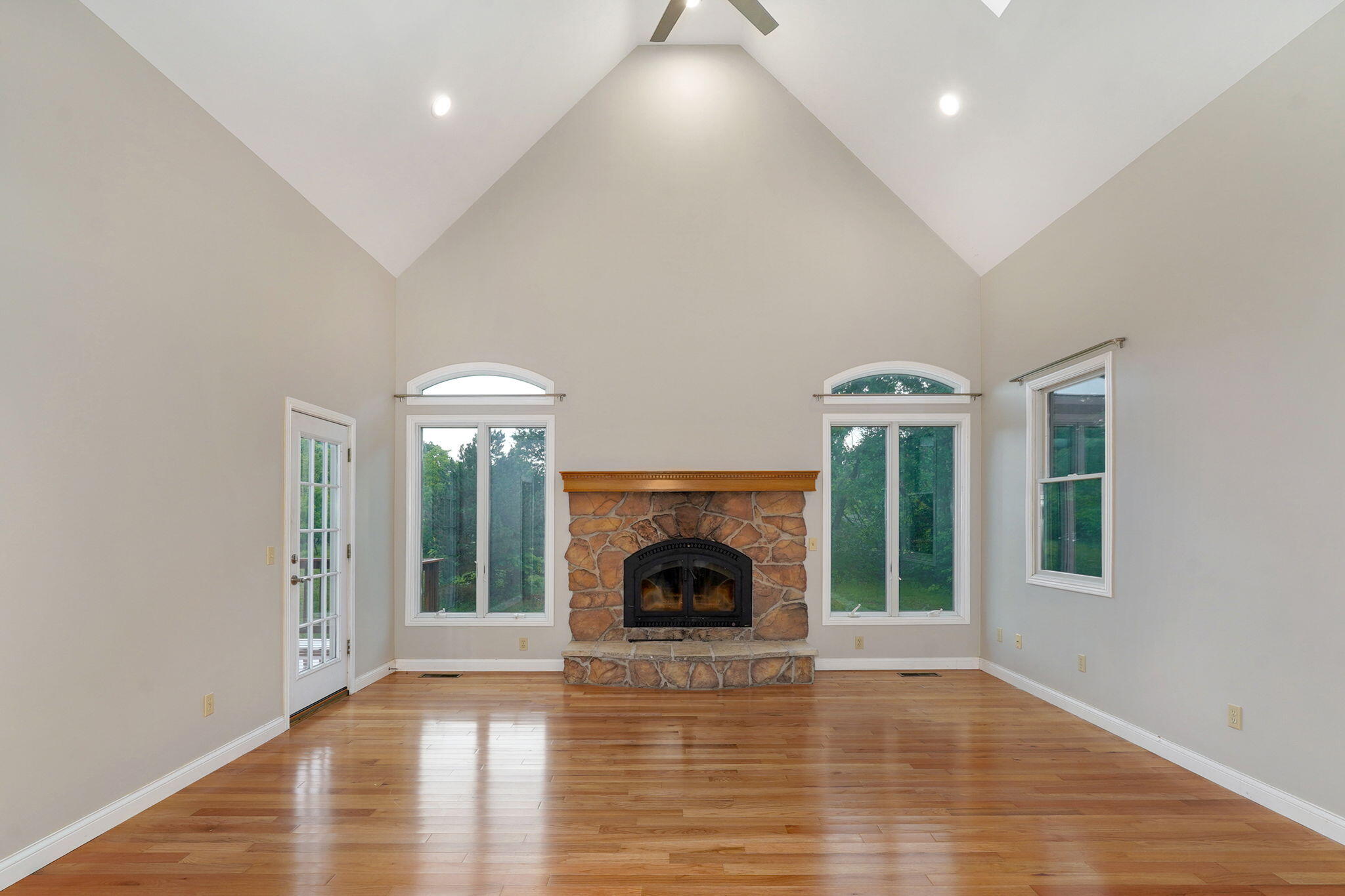 1088 Indian Grove Lane Property Photo 8