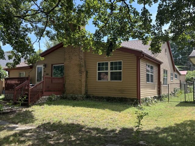 126 East Pleasant Street Property Photo 2