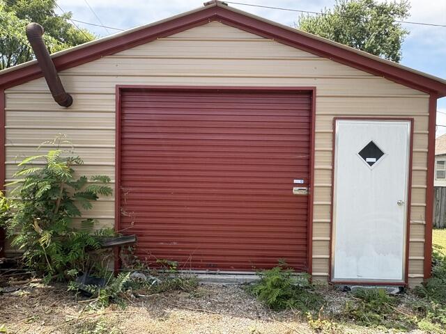 126 East Pleasant Street Property Photo 6
