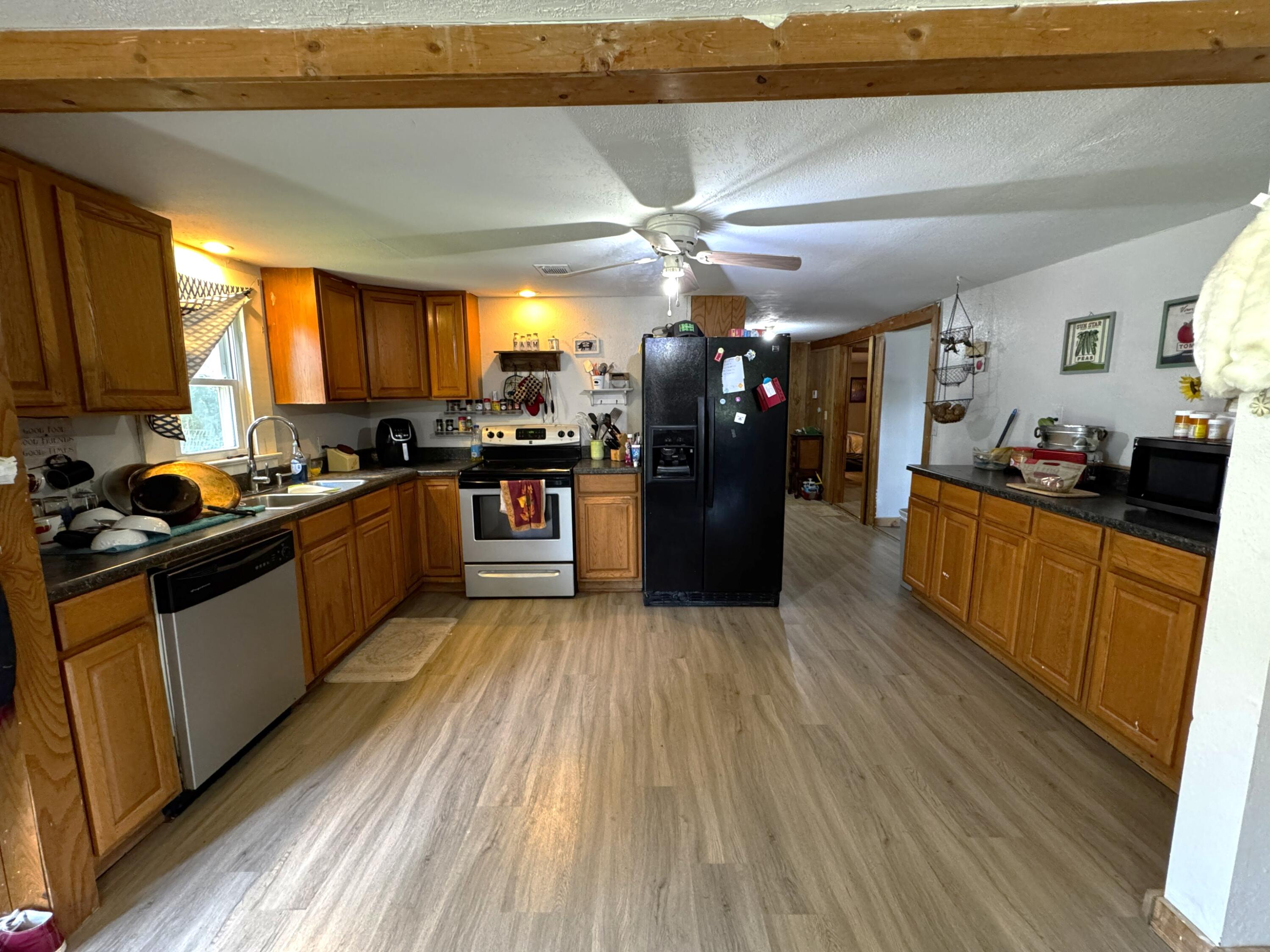 405 South Highway J Property Photo 3