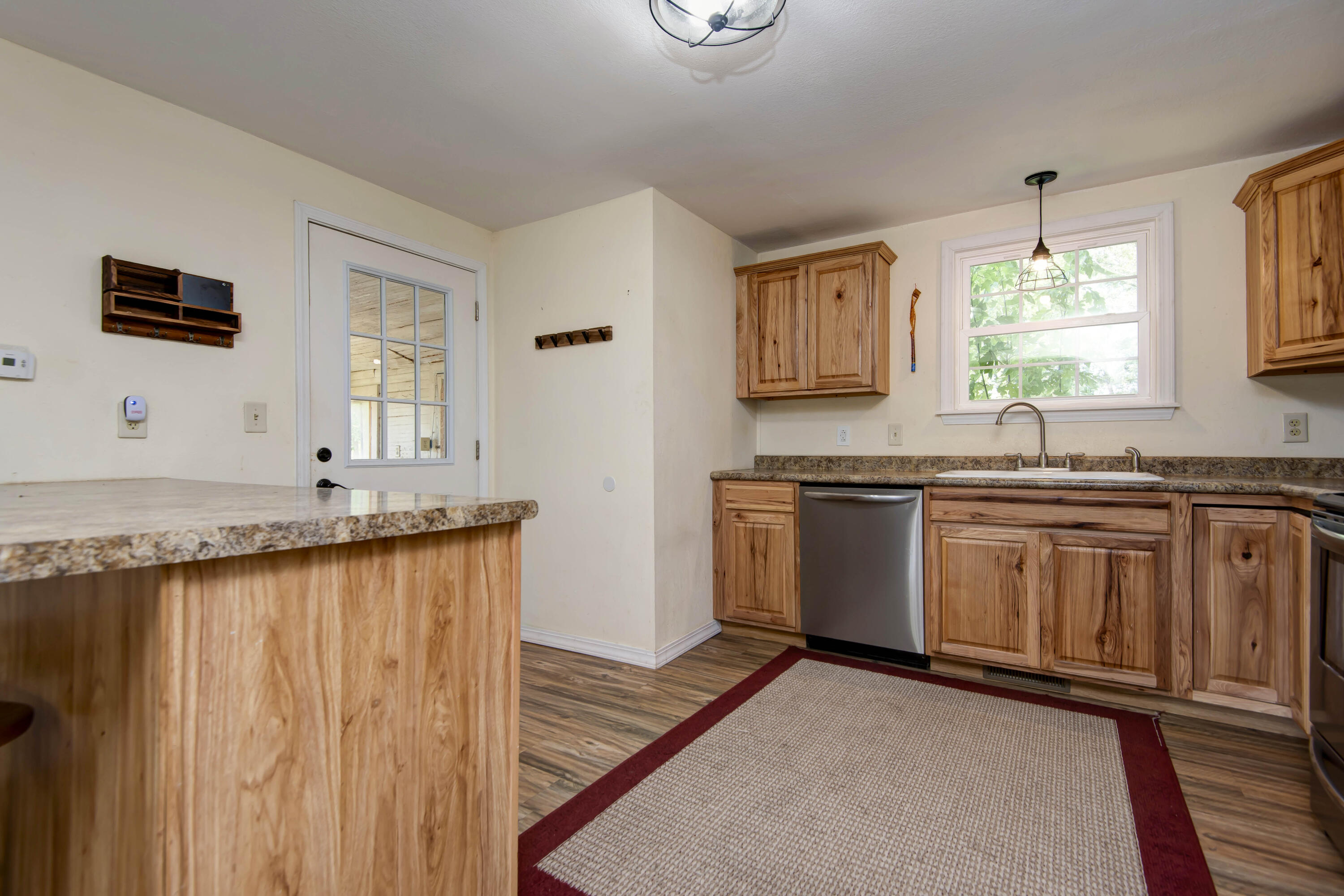 7781 West State Highway 266 Property Photo 8