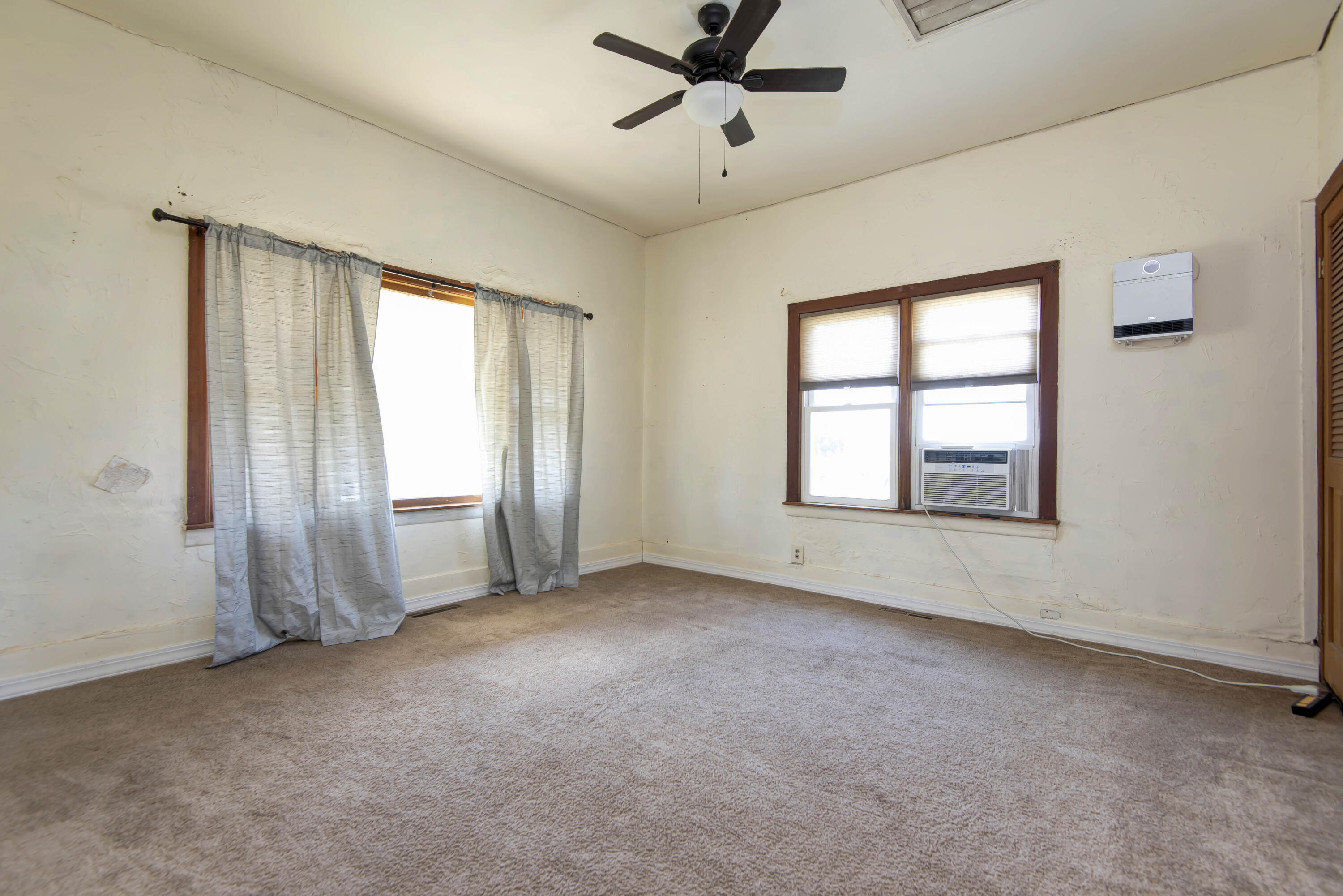 7781 West State Highway 266 Property Photo 12