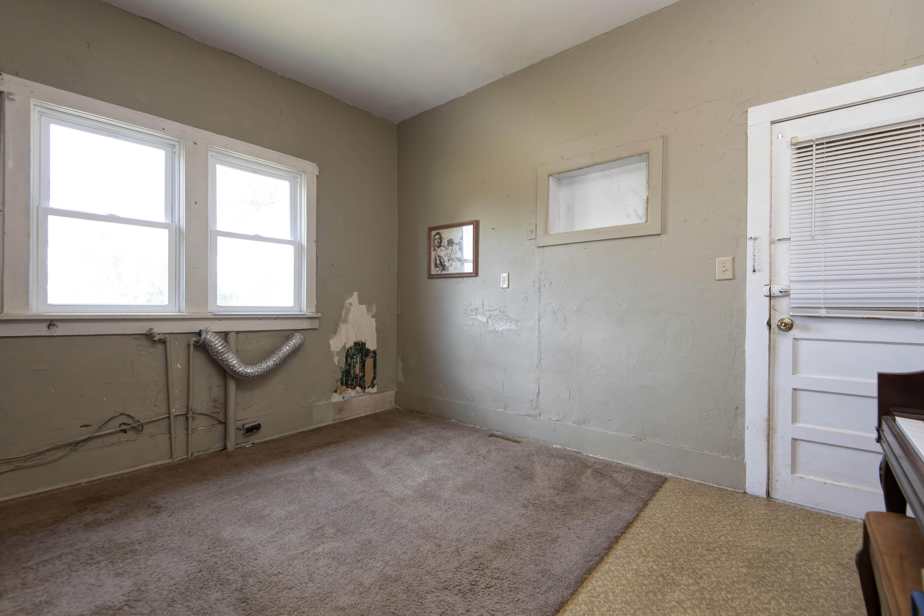 7781 West State Highway 266 Property Photo 13